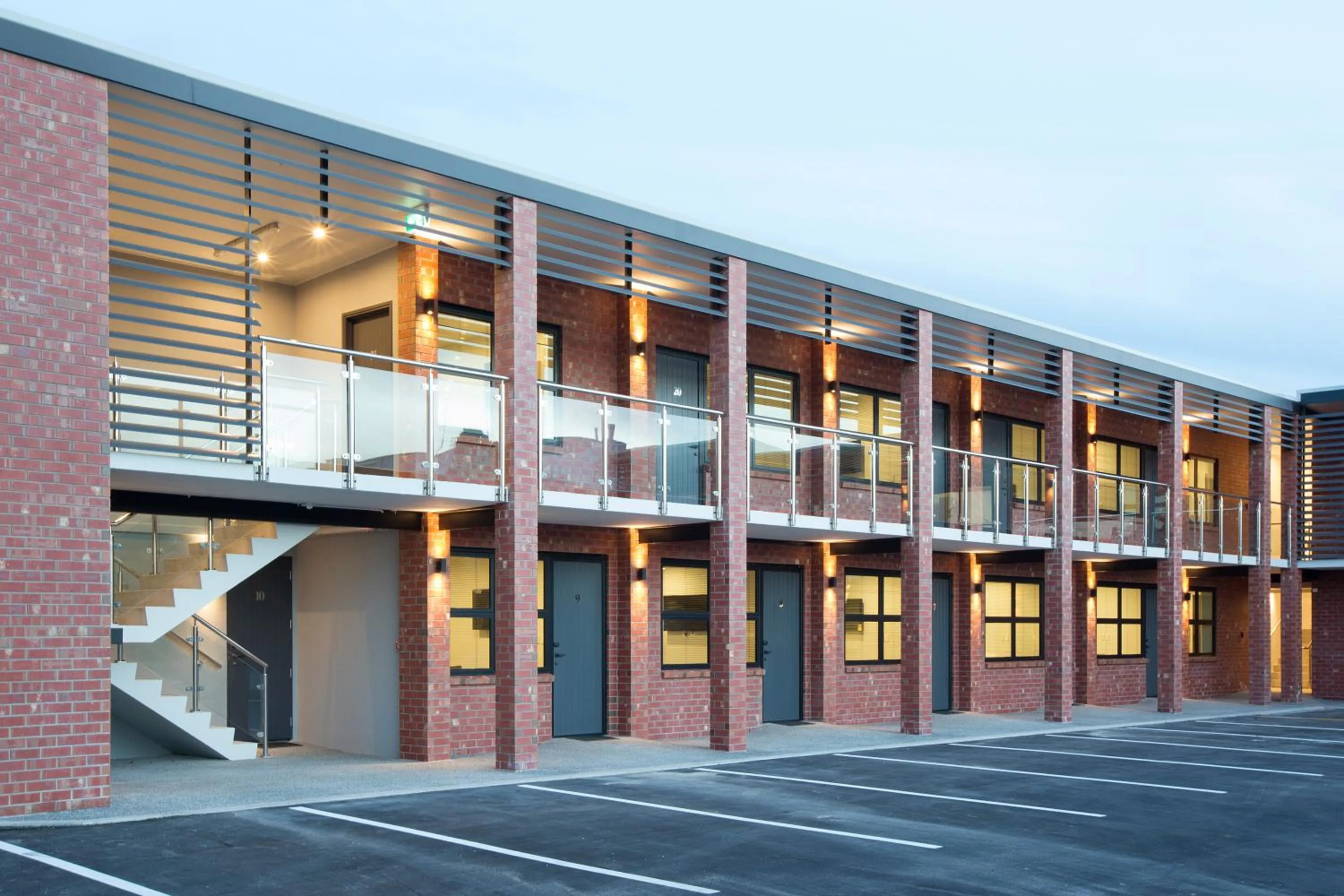 Facade/entrance in 850 Cameron Motel