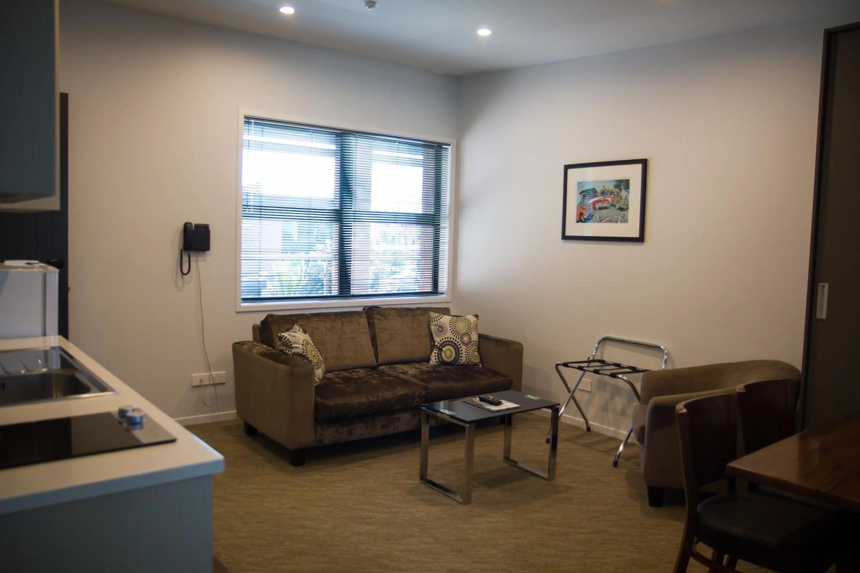 Living room in 850 Cameron Motel