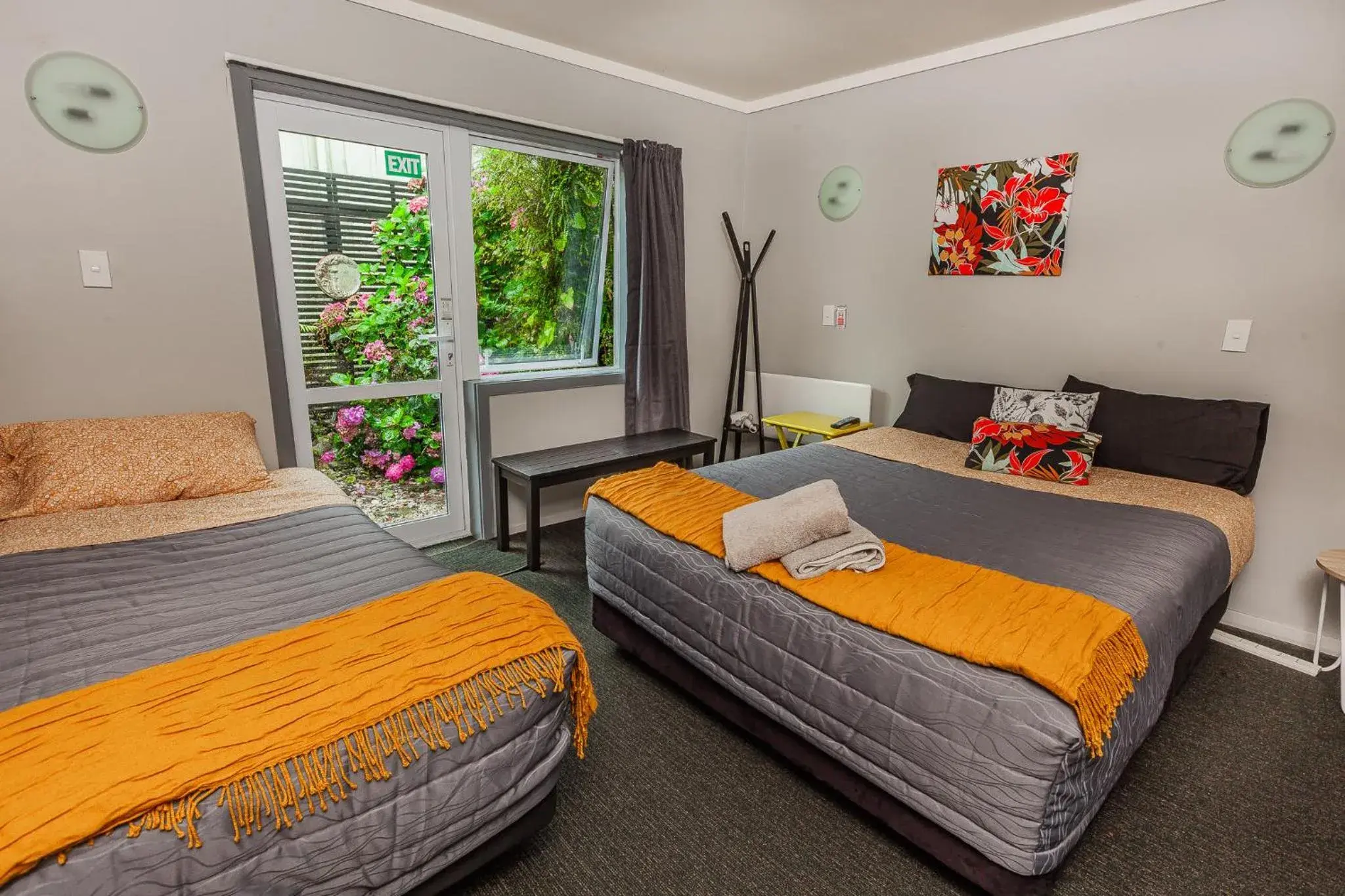 Double or Twin Room with Private Bathroom in Ivorytowers Accommodation Double or Twin Room with Private Bathroom in Ivorytowers Accommodation