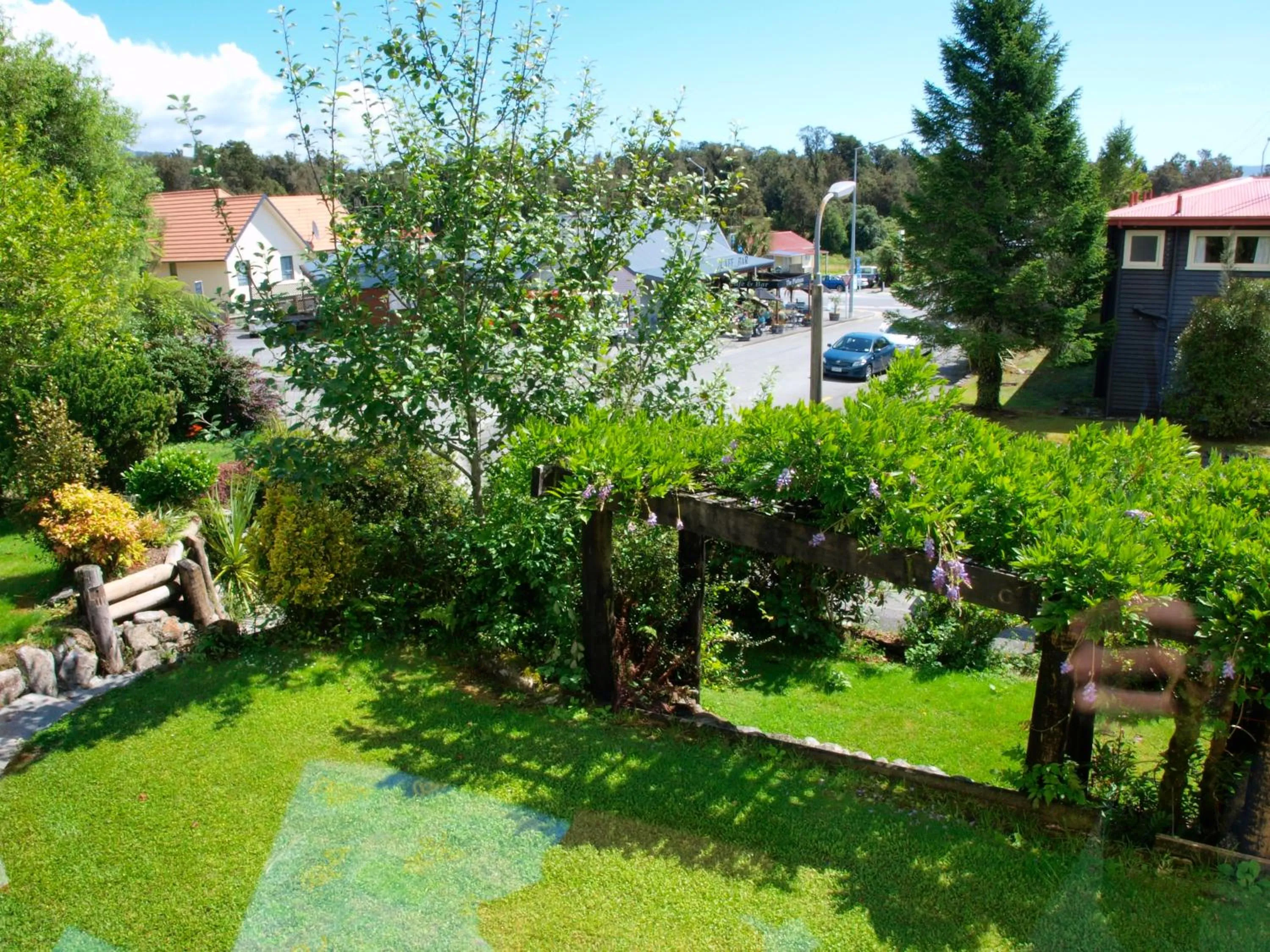 Garden in Ivorytowers Accommodation