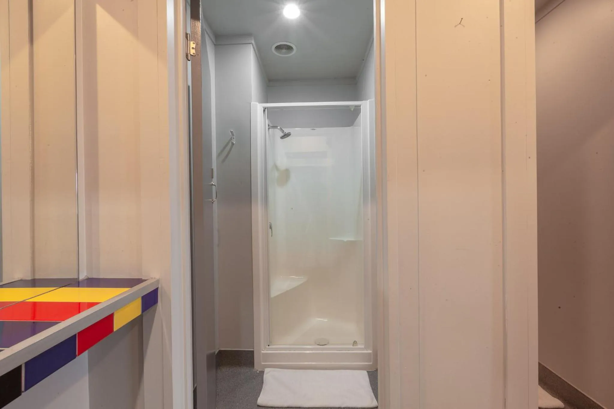 Shower in Ivorytowers Accommodation