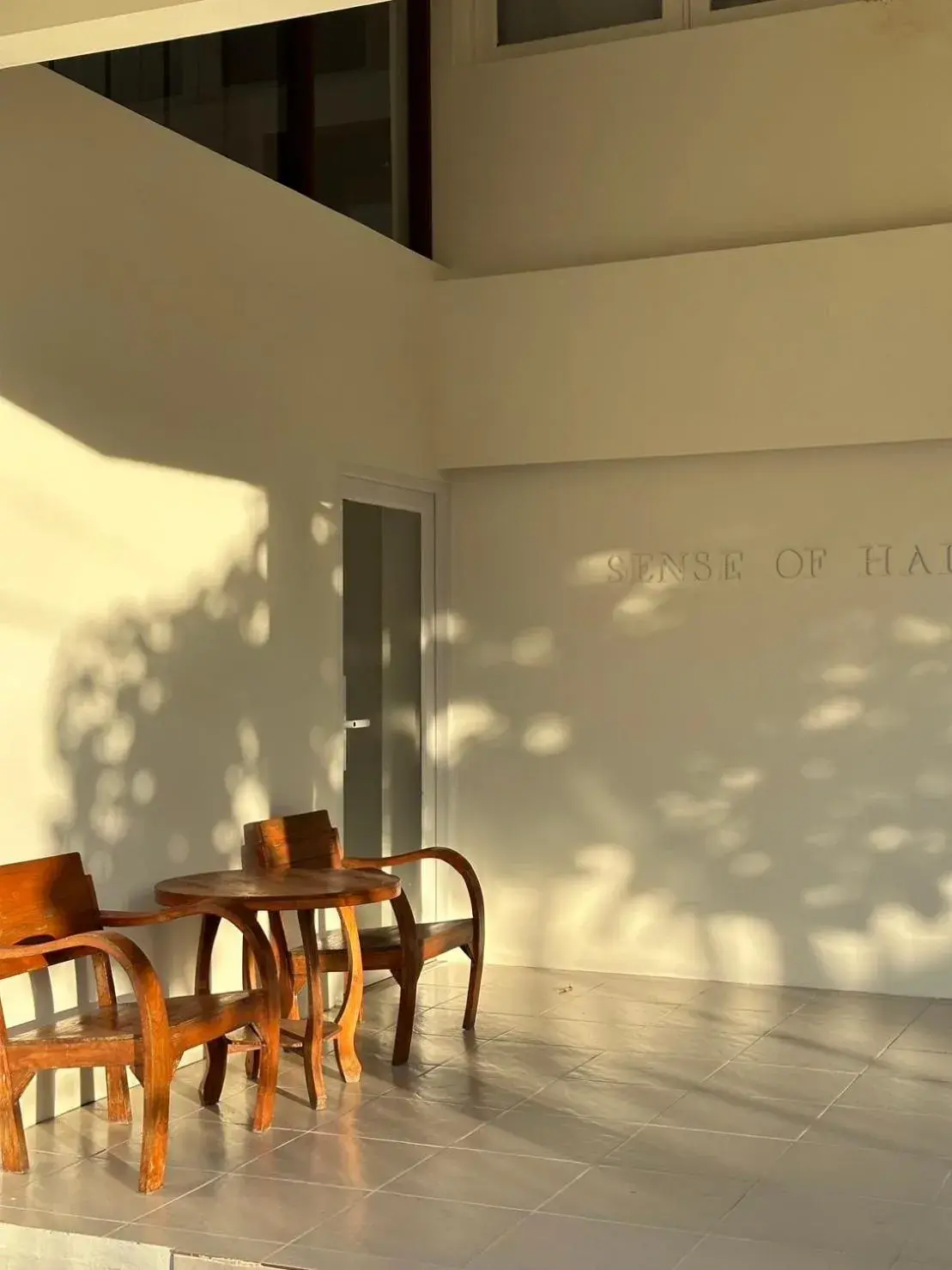 Facade/entrance in Sense of Haiya Facade/entrance in Sense of Haiya