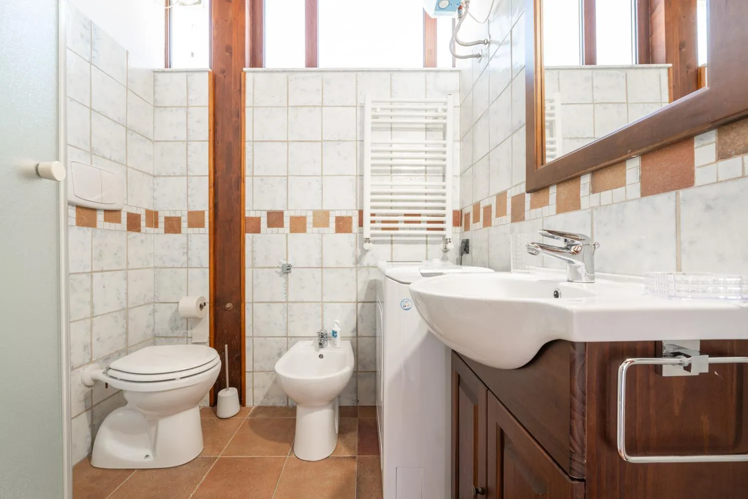 Shower in Greta House San Benedetto