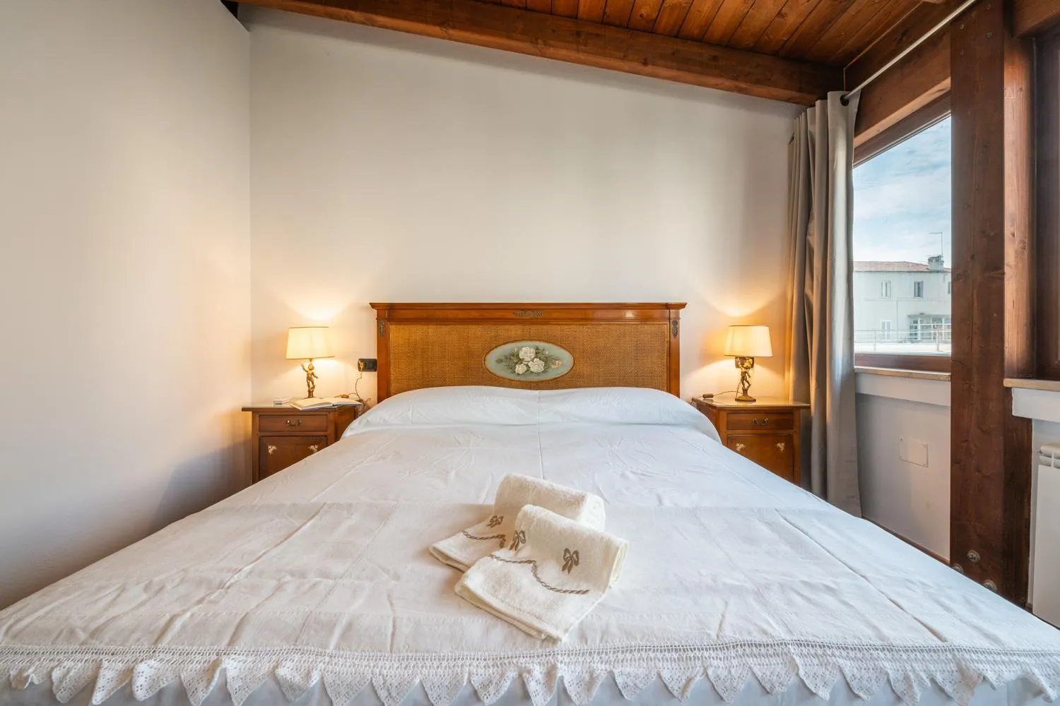 Bedroom, Bed in Greta House San Benedetto