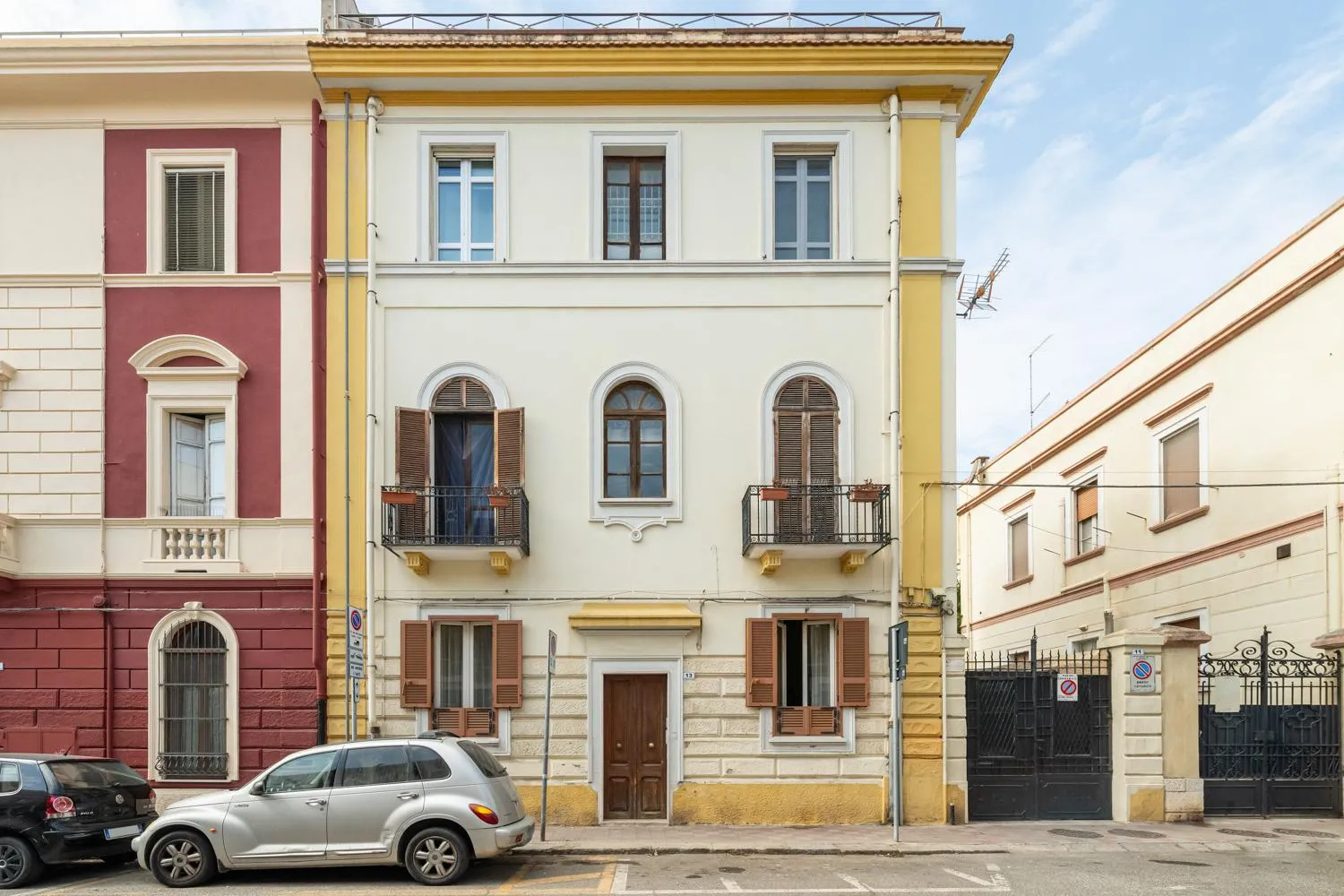 Property building in Greta House San Benedetto