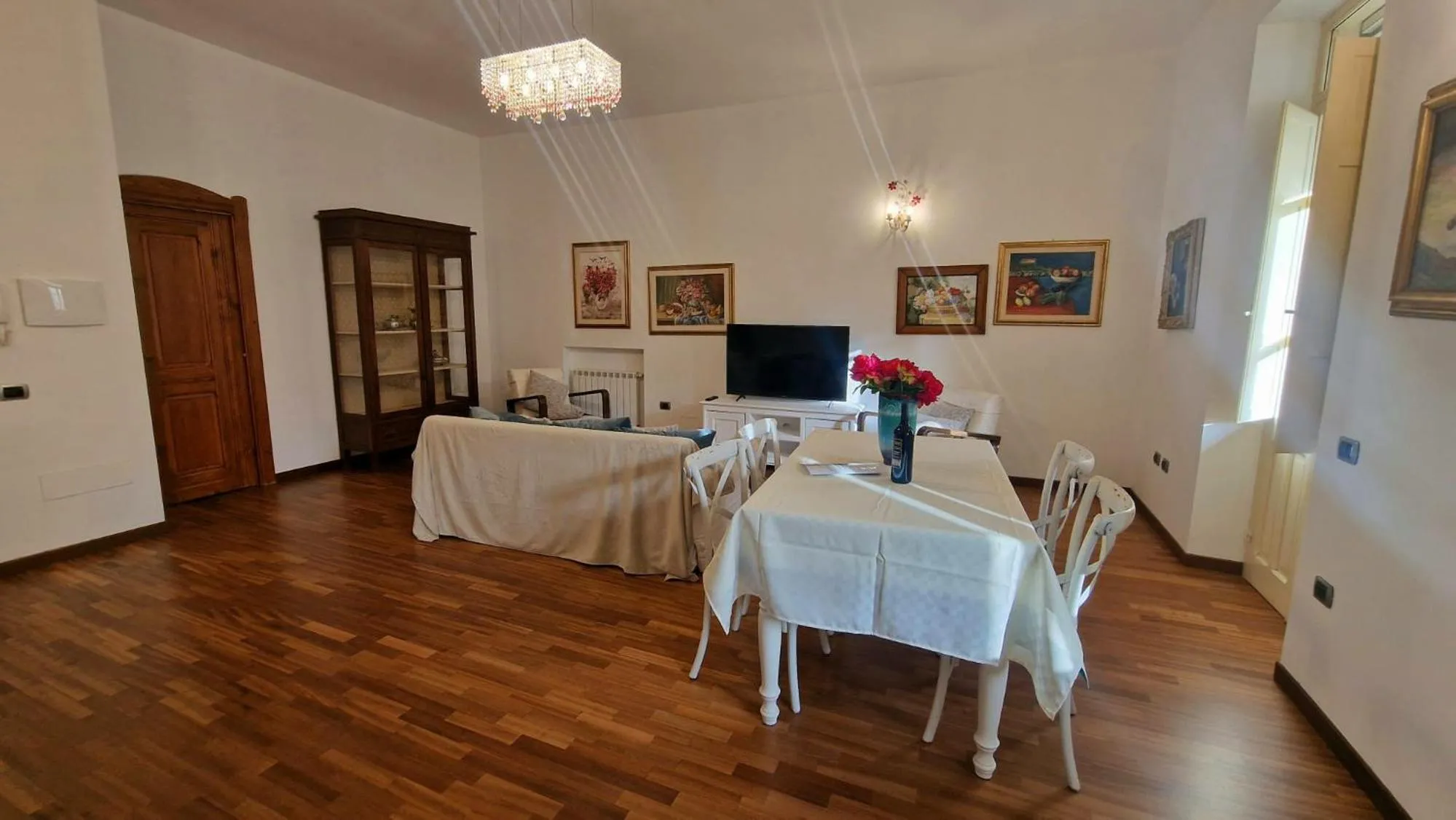 TV and multimedia in Greta House San Benedetto