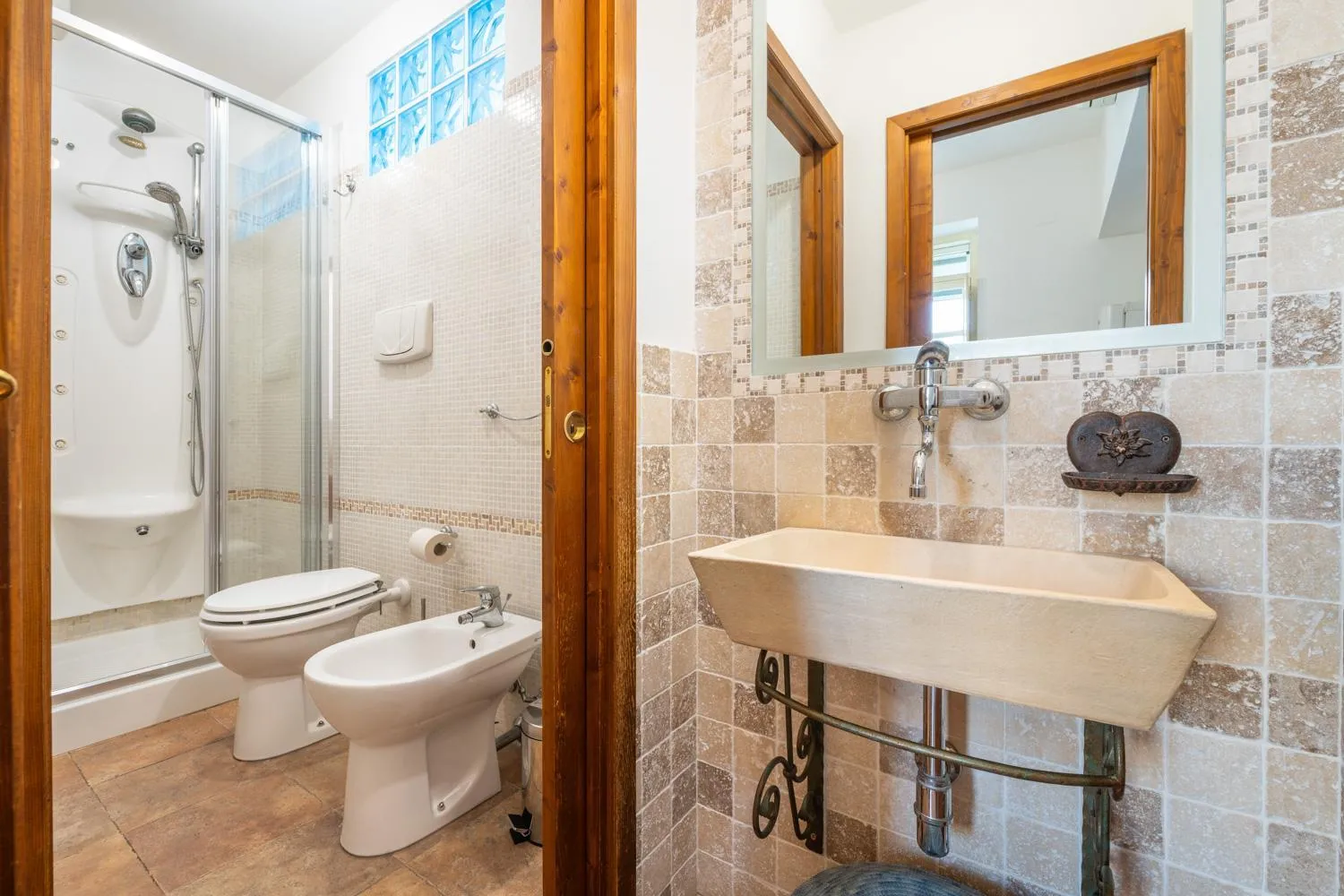 Bathroom in Greta House San Benedetto