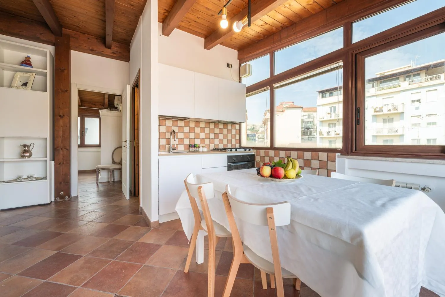 Food and drinks in Greta House San Benedetto