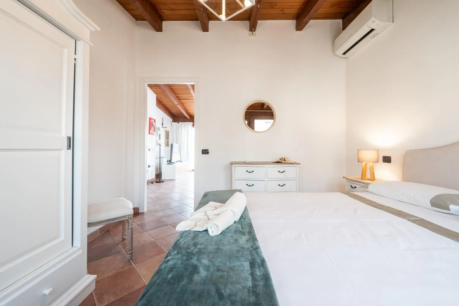 Bedroom, Bed in Greta House San Benedetto