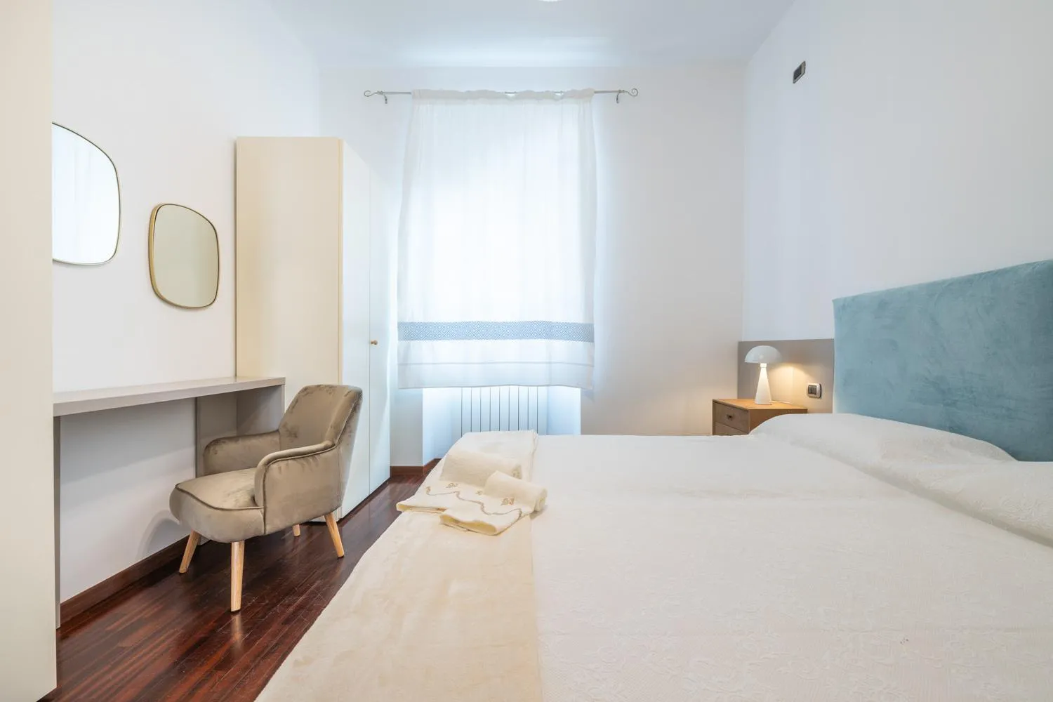 Bedroom, Bed in Greta House San Benedetto