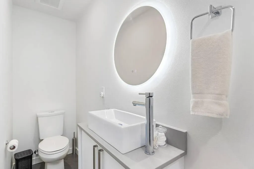 Autumn Leaves in Jefferson Park