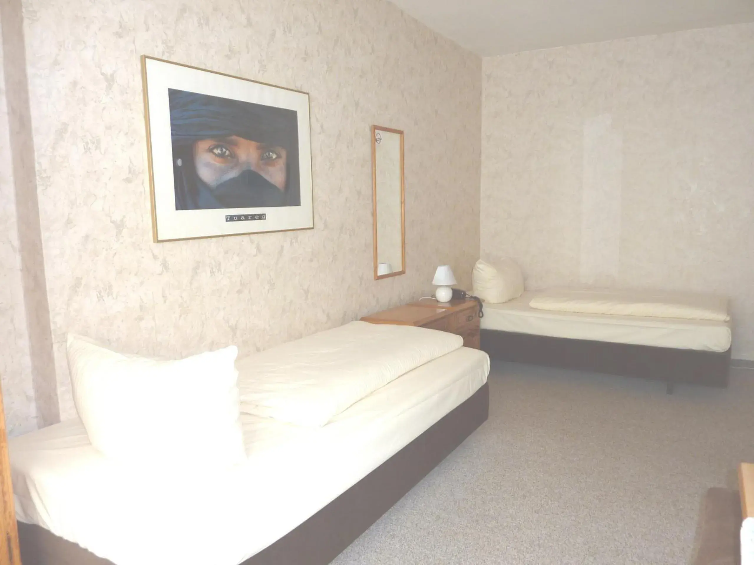 Standard Twin Room in Hotel am Markt Sankt Goar Standard Twin Room in Hotel am Markt Sankt Goar