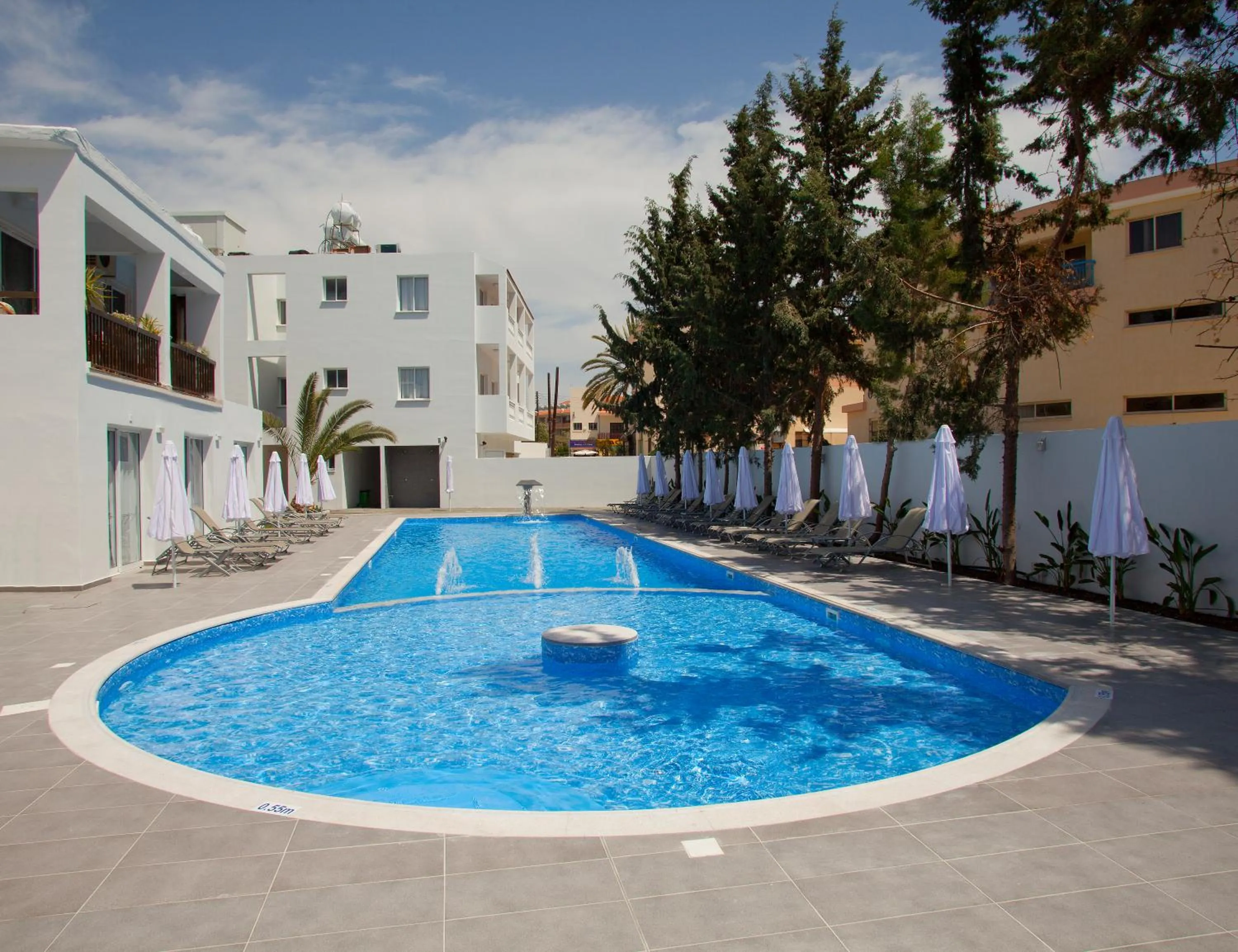 Facade/entrance in Princessa Vera Hotel Apartments