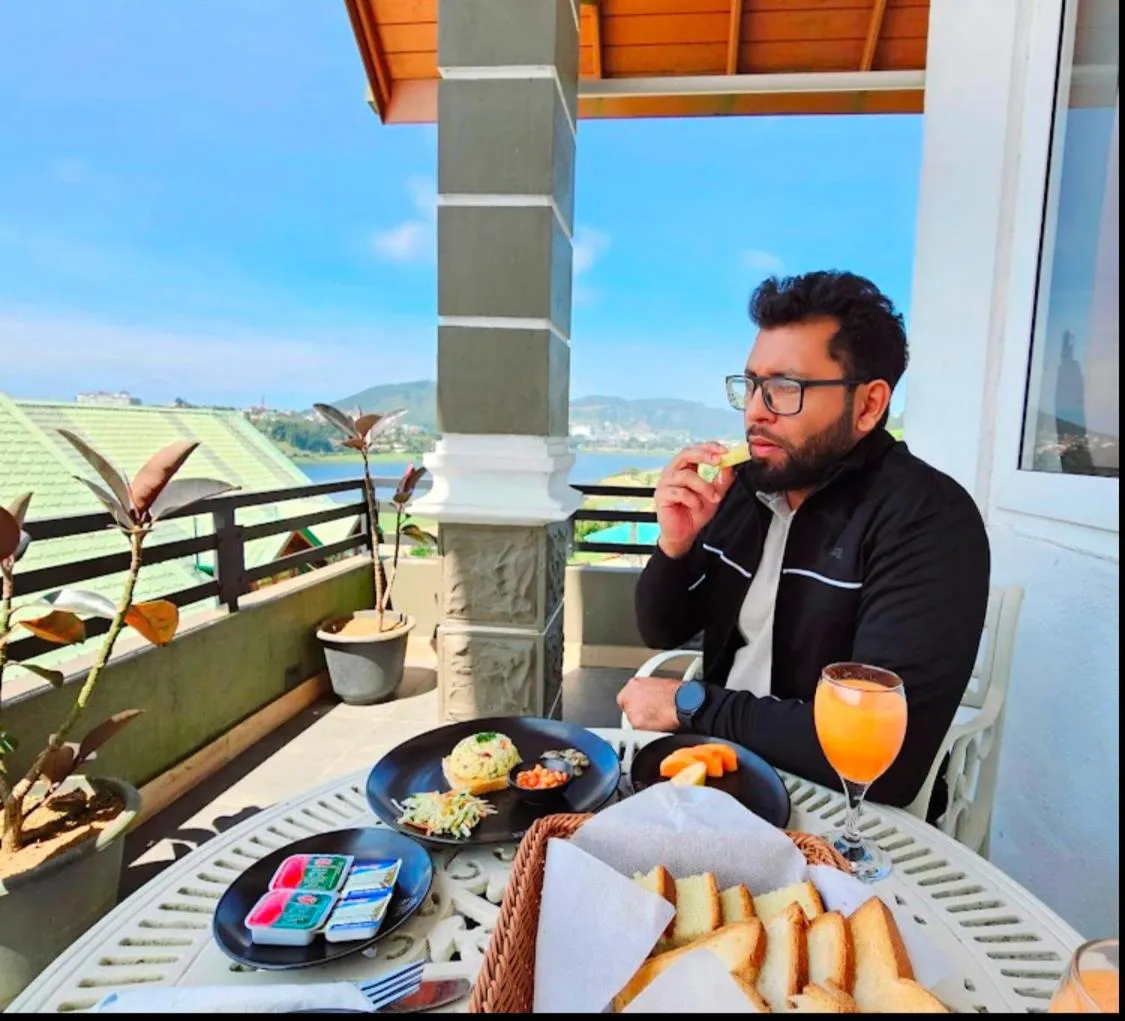 Balcony/Terrace in Queens Lake Cabin