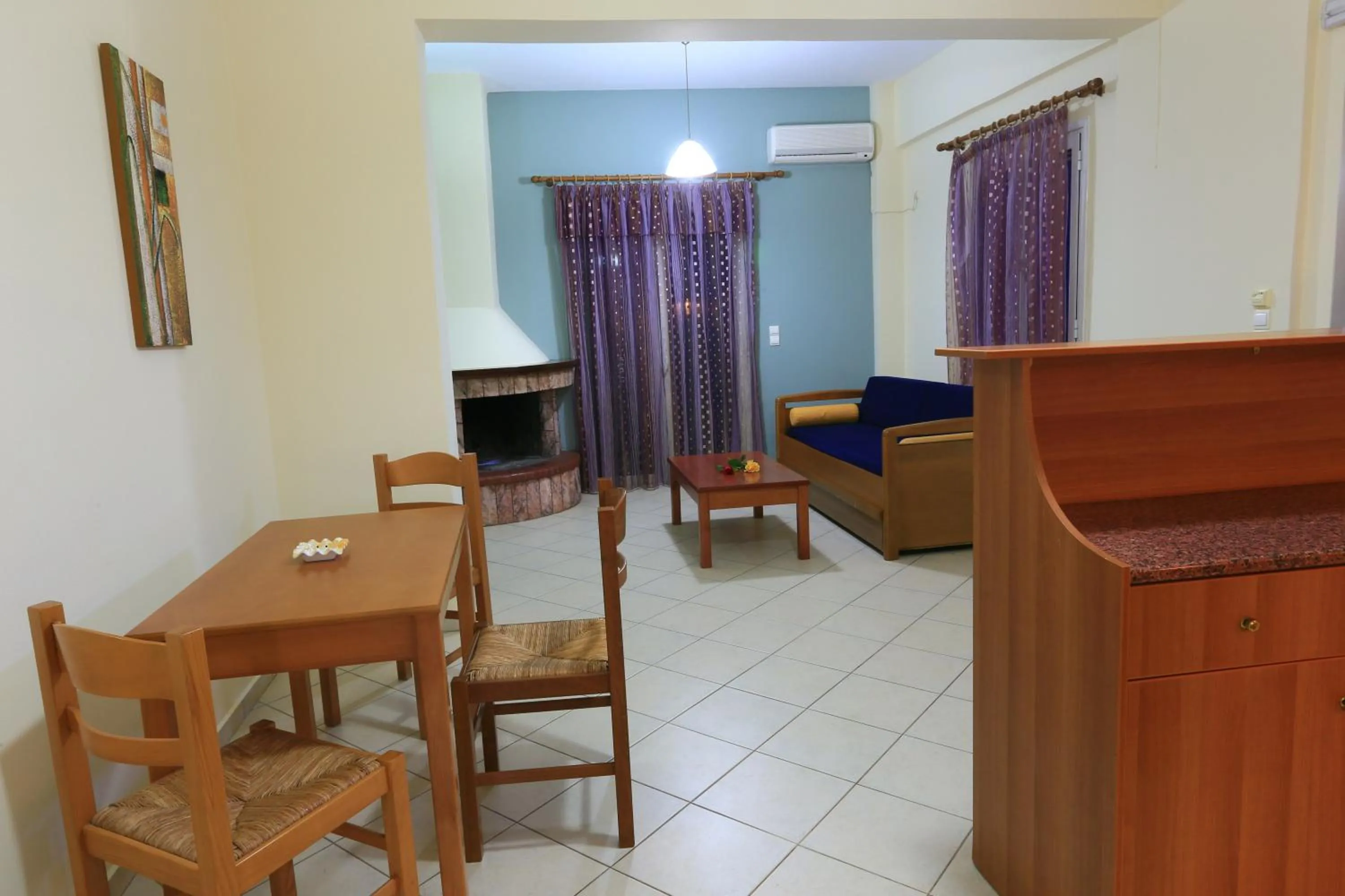 Living room in Mesogeios Hotel