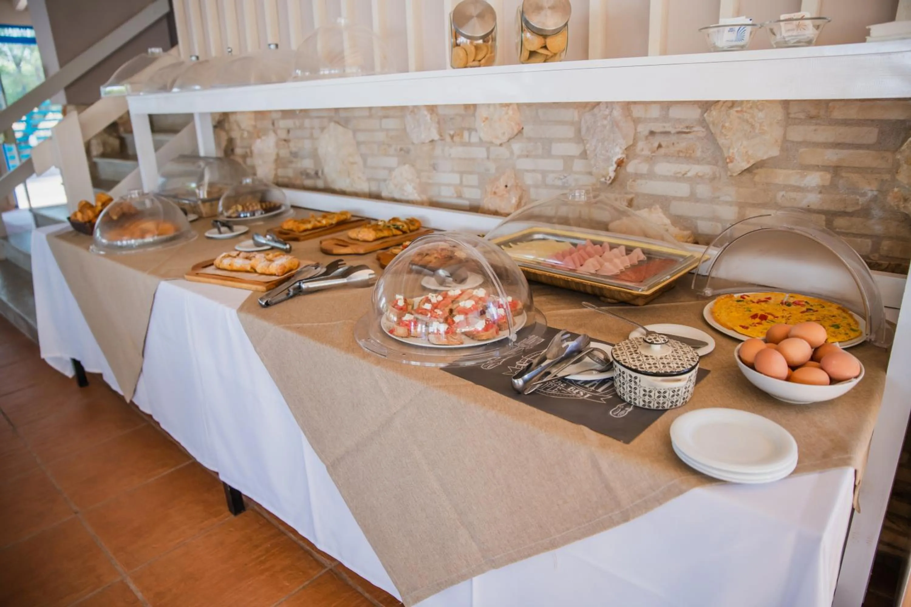 Buffet breakfast in Mesogeios Hotel