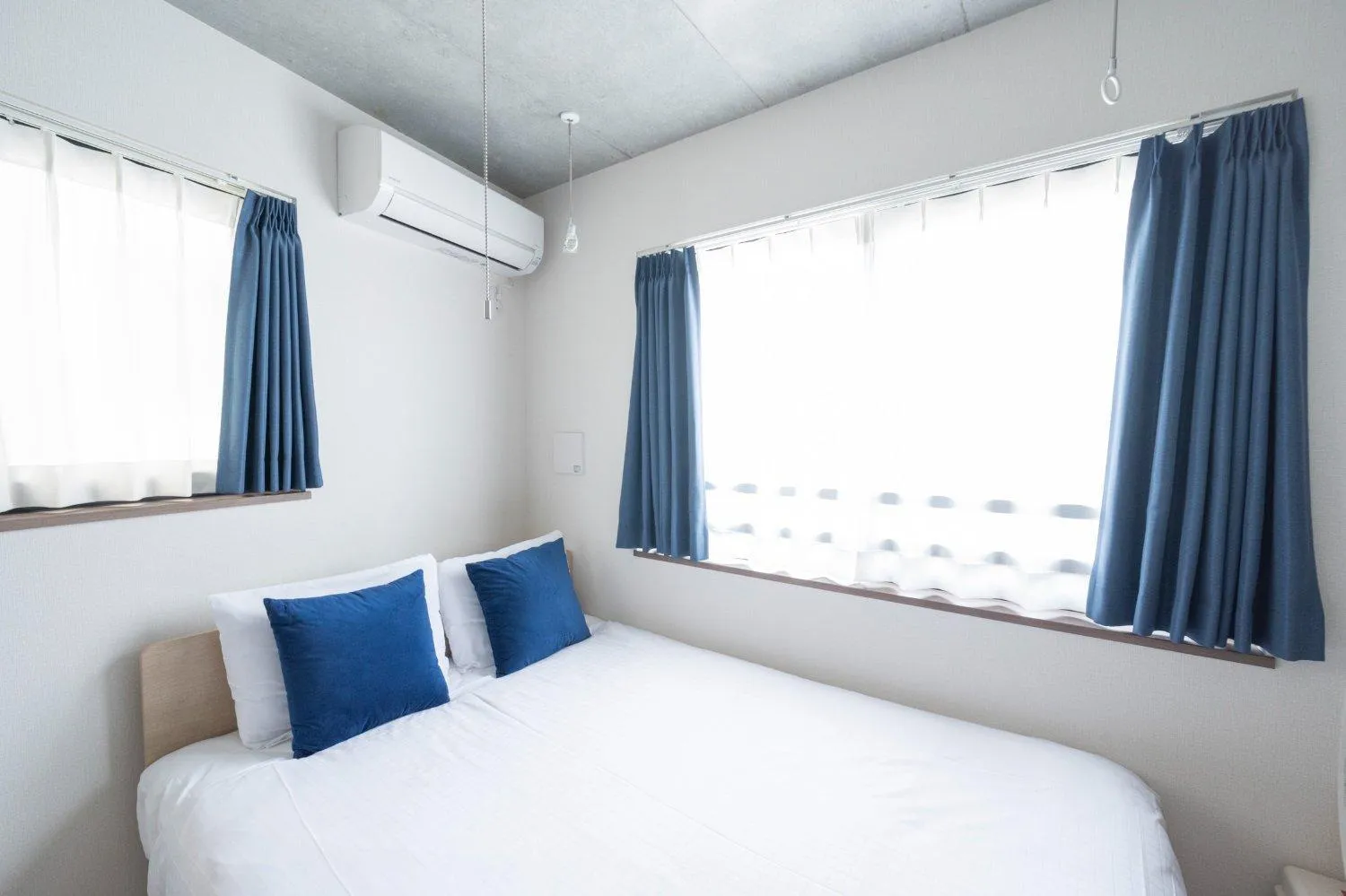 Bed in Ferio Kamata II