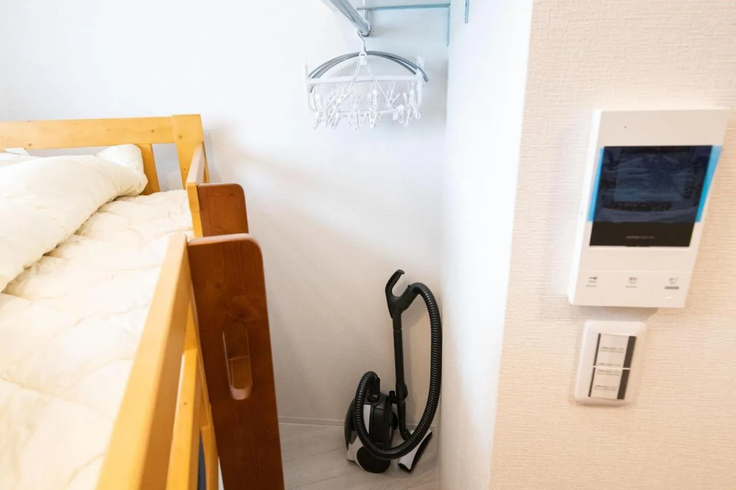 Bedroom, Bed in Ferio Kamata II