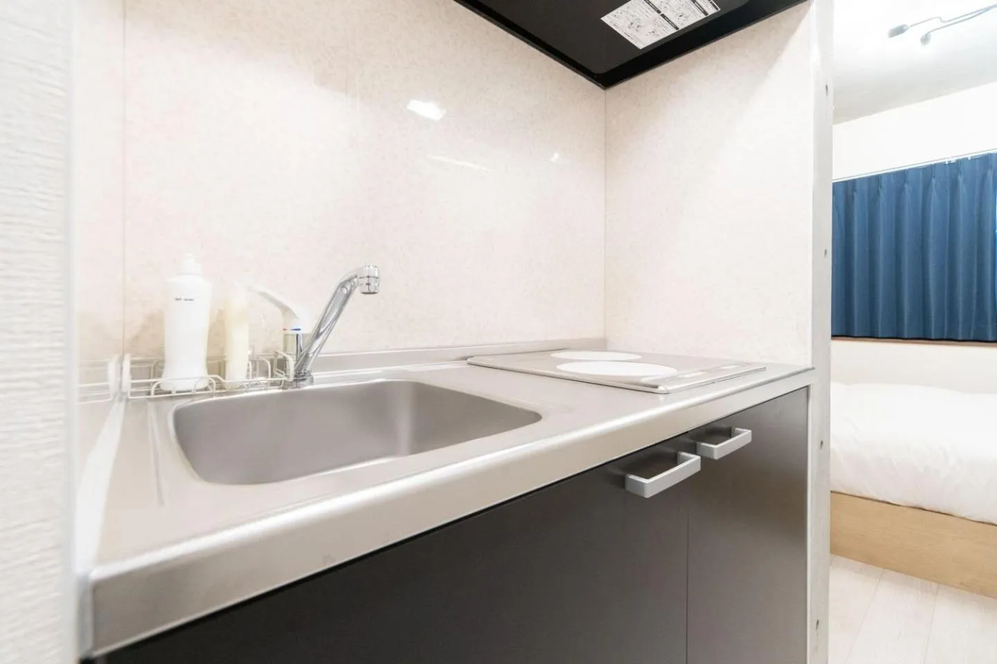 Kitchen or kitchenette in Ferio Kamata II