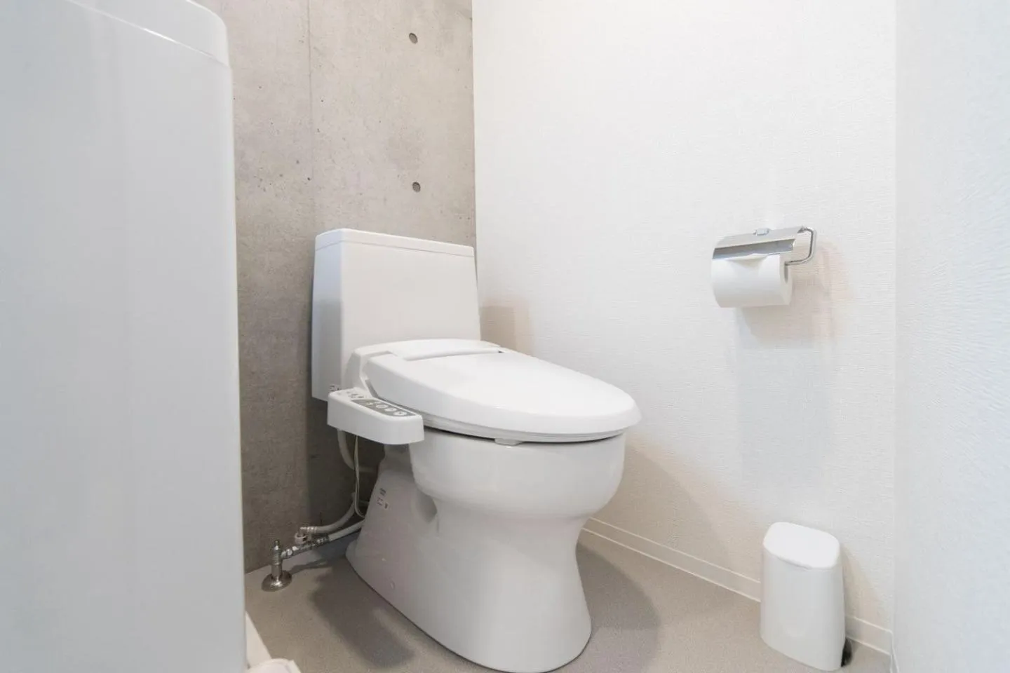 Toilet in Ferio Kamata II