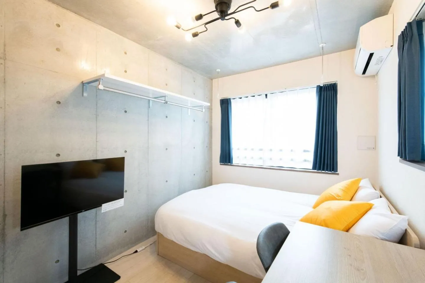 Bed in Ferio Kamata II