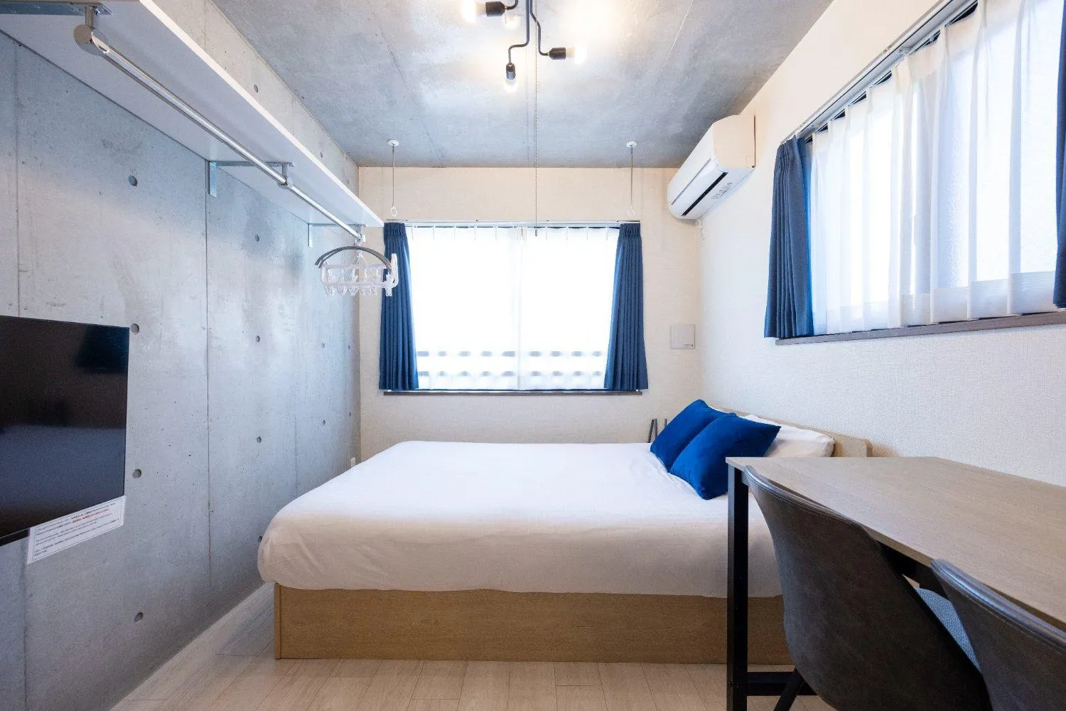 Bed in Ferio Kamata II