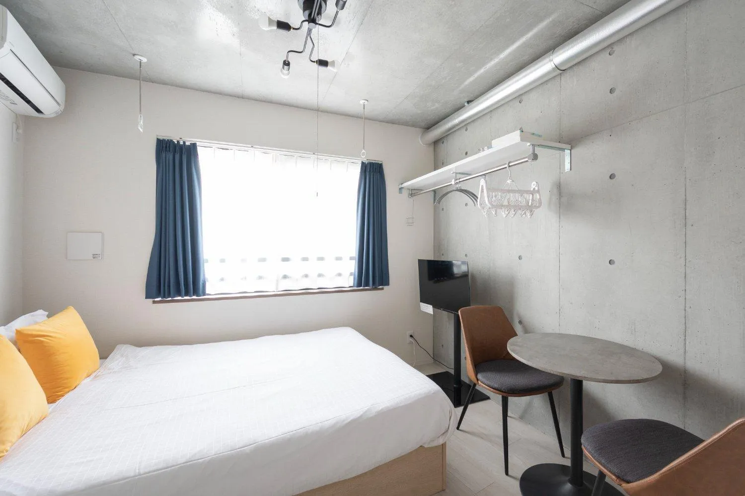 Bed in Ferio Kamata II