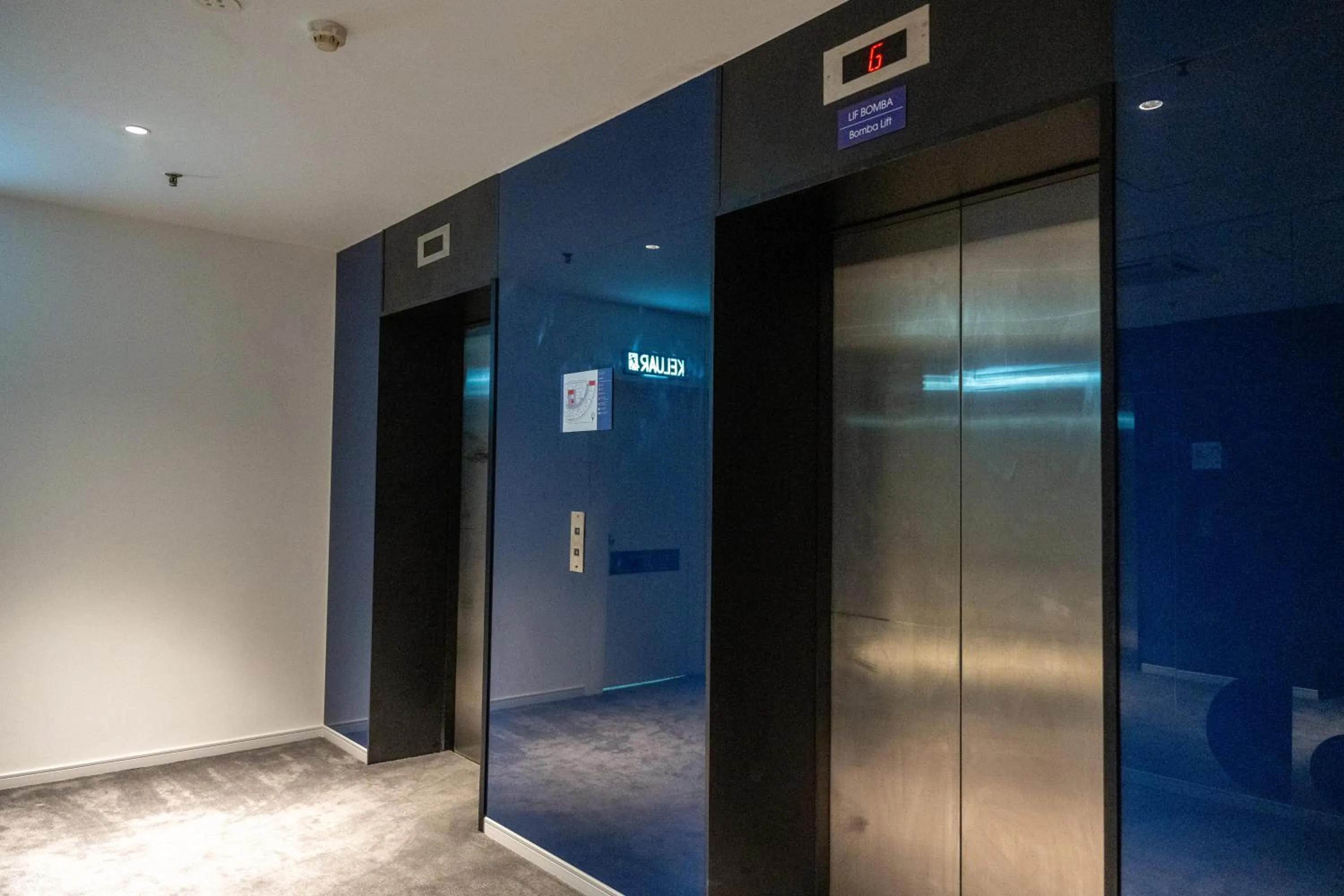 elevator in Ukiyo Suites