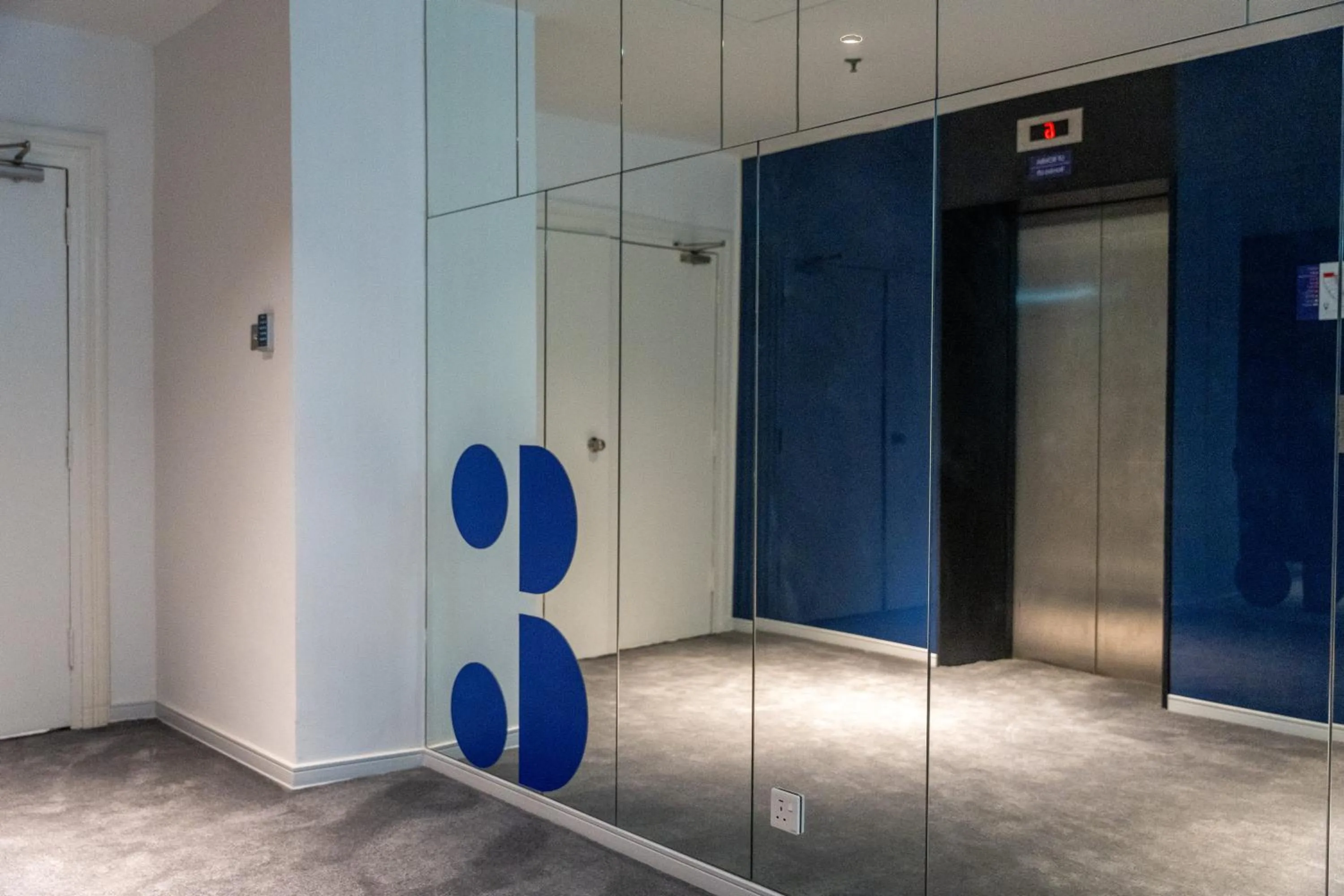 elevator in Ukiyo Suites