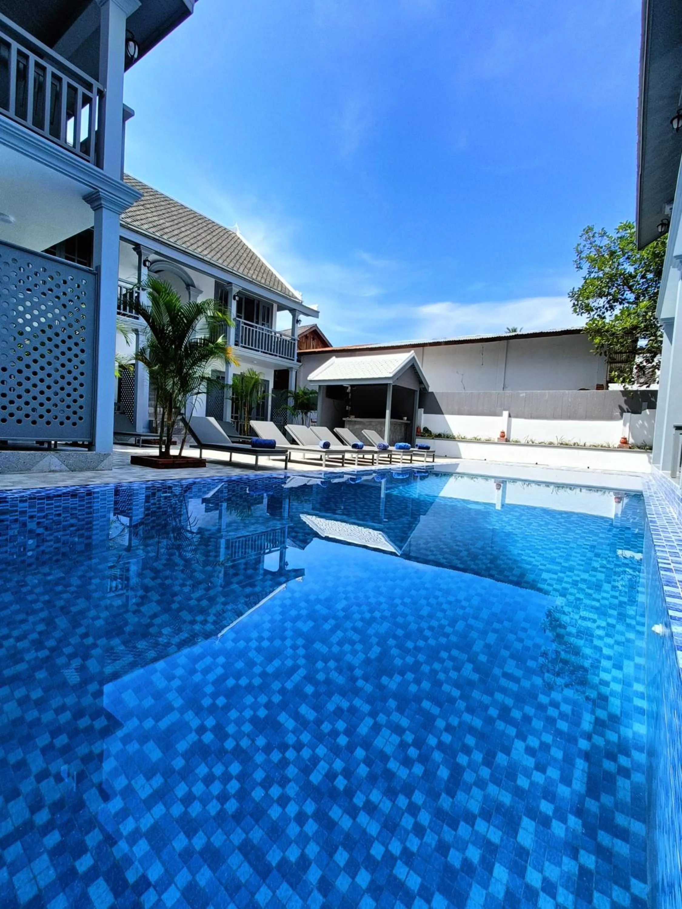 Swimming pool in LuangPrabang Pearl Hotel