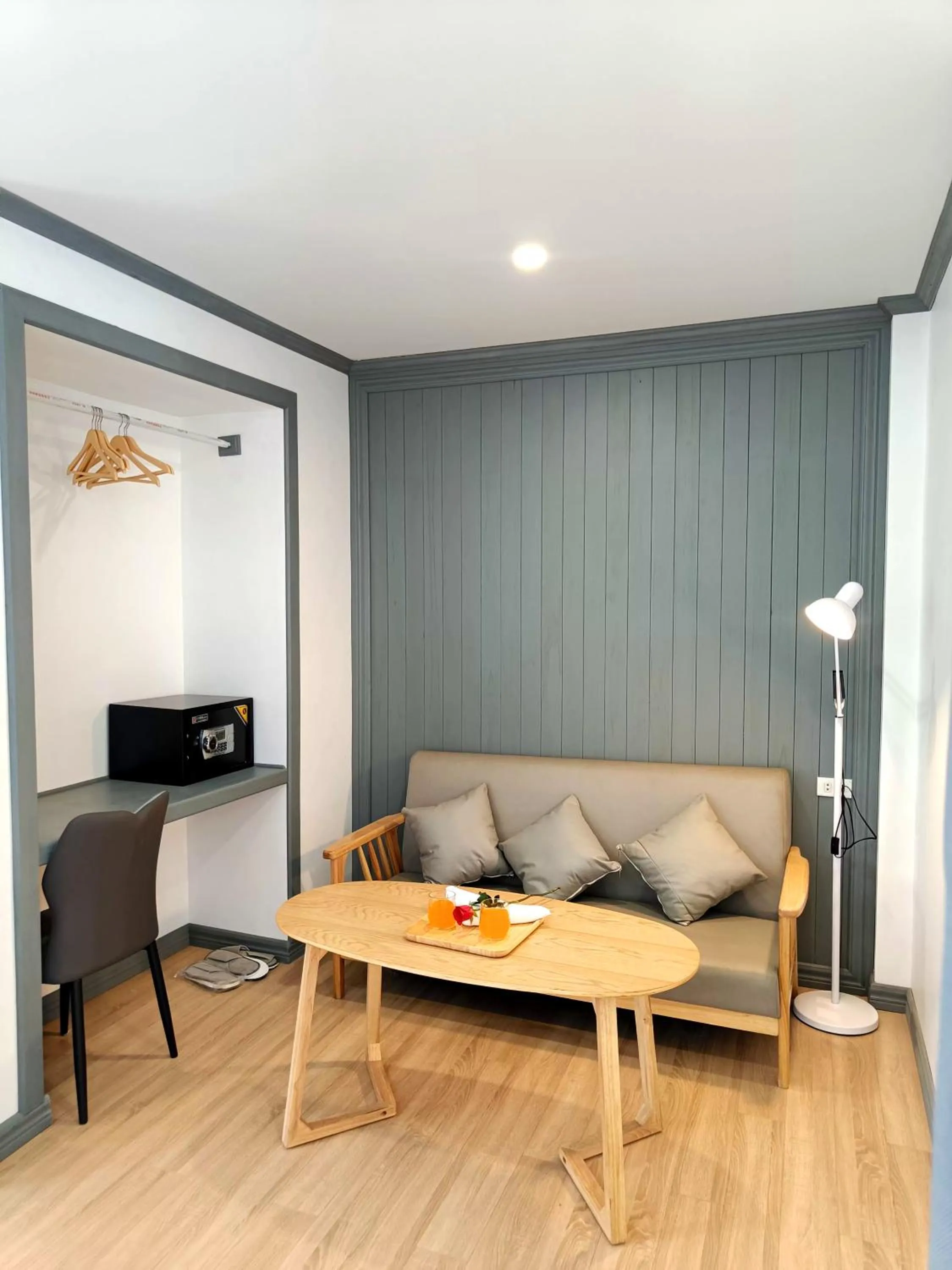 Living room in LuangPrabang Pearl Hotel