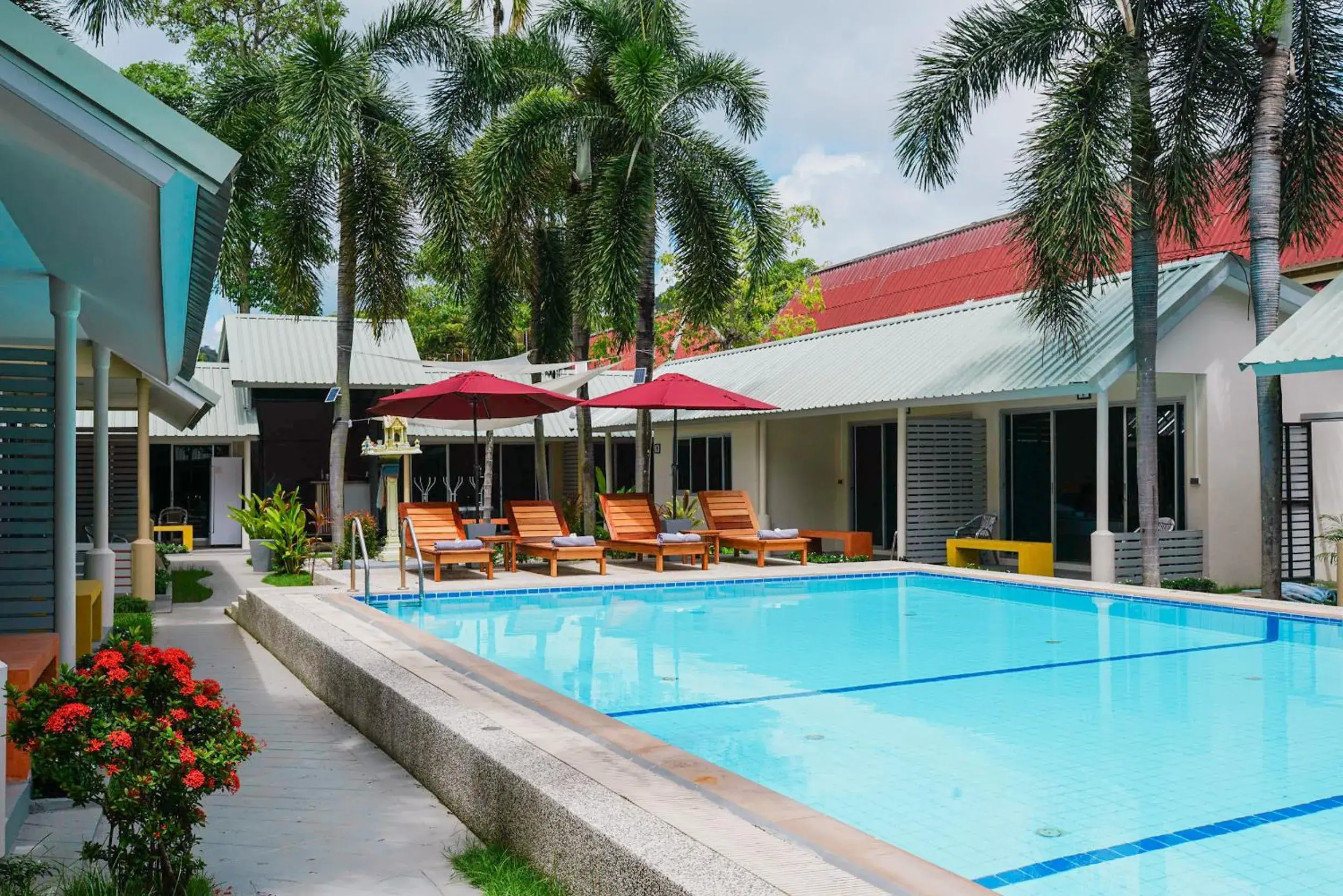 Pool view in Maiiam Bungalows Kata Beach Pool view in Maiiam Bungalows Kata Beach