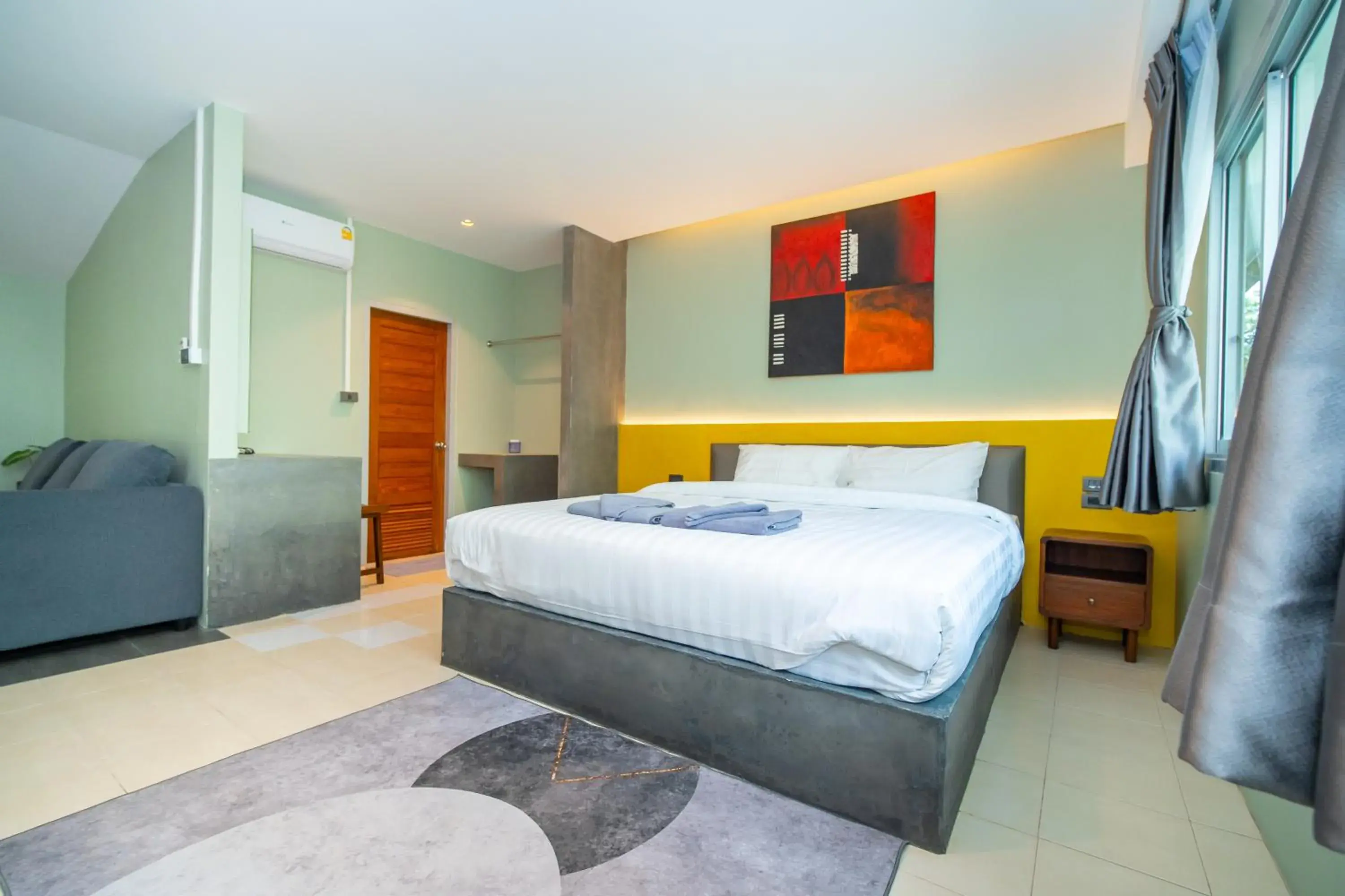 Bed in Maiiam Bungalows Kata Beach Bed in Maiiam Bungalows Kata Beach