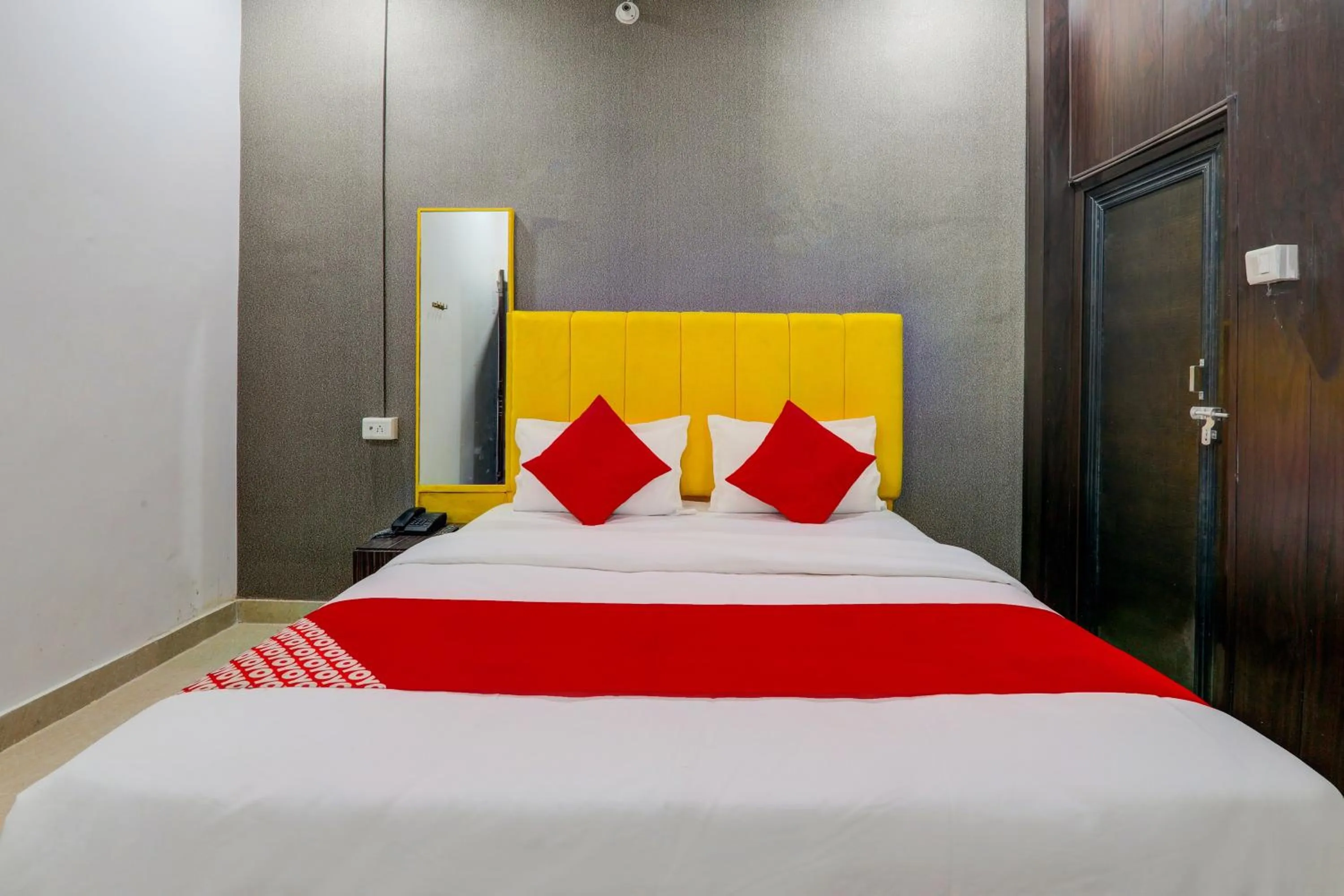 Bedroom, Bed in Hotel O Ideal Inn