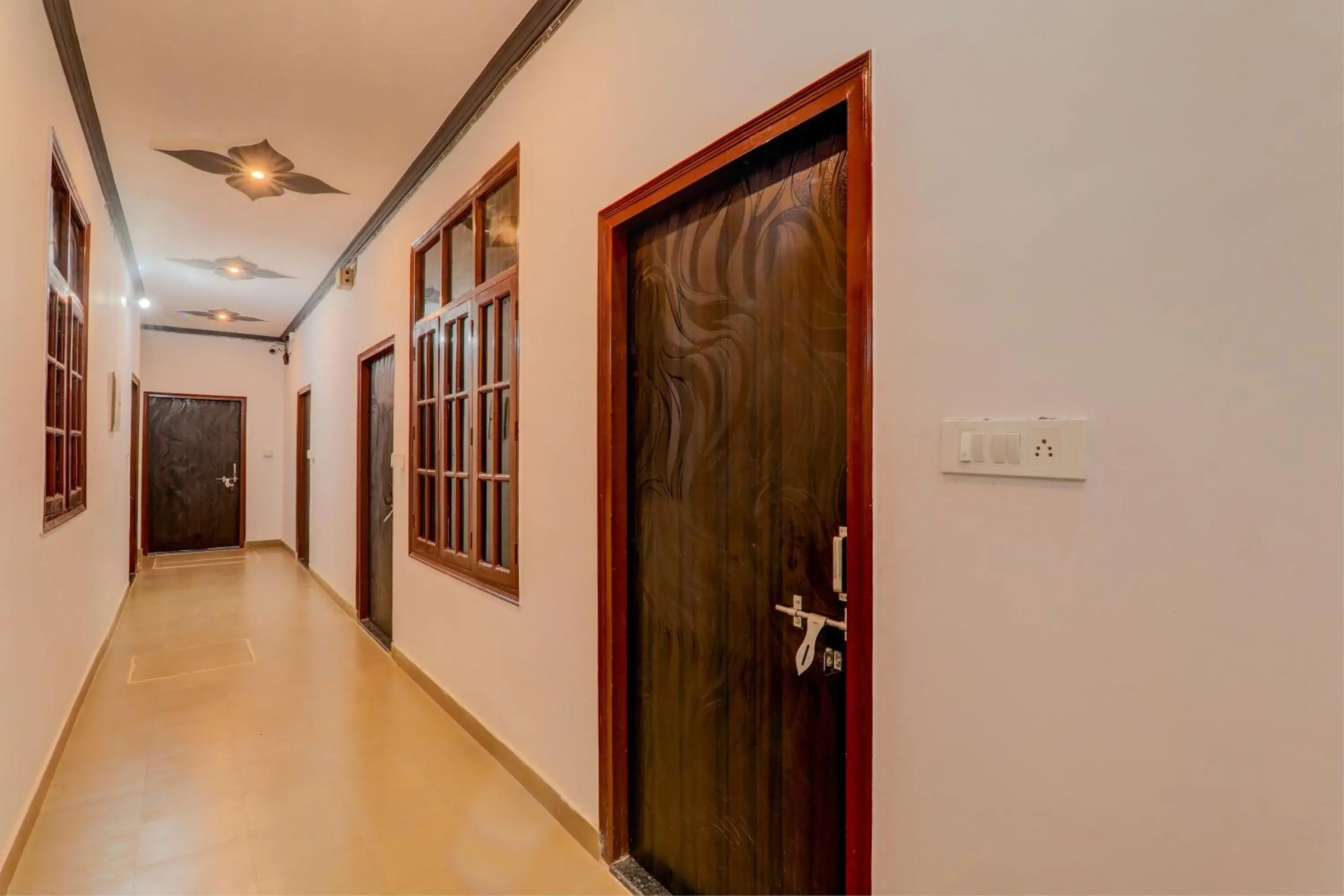 Lobby or reception in Hotel O Ideal Inn Lobby or reception in Hotel O Ideal Inn