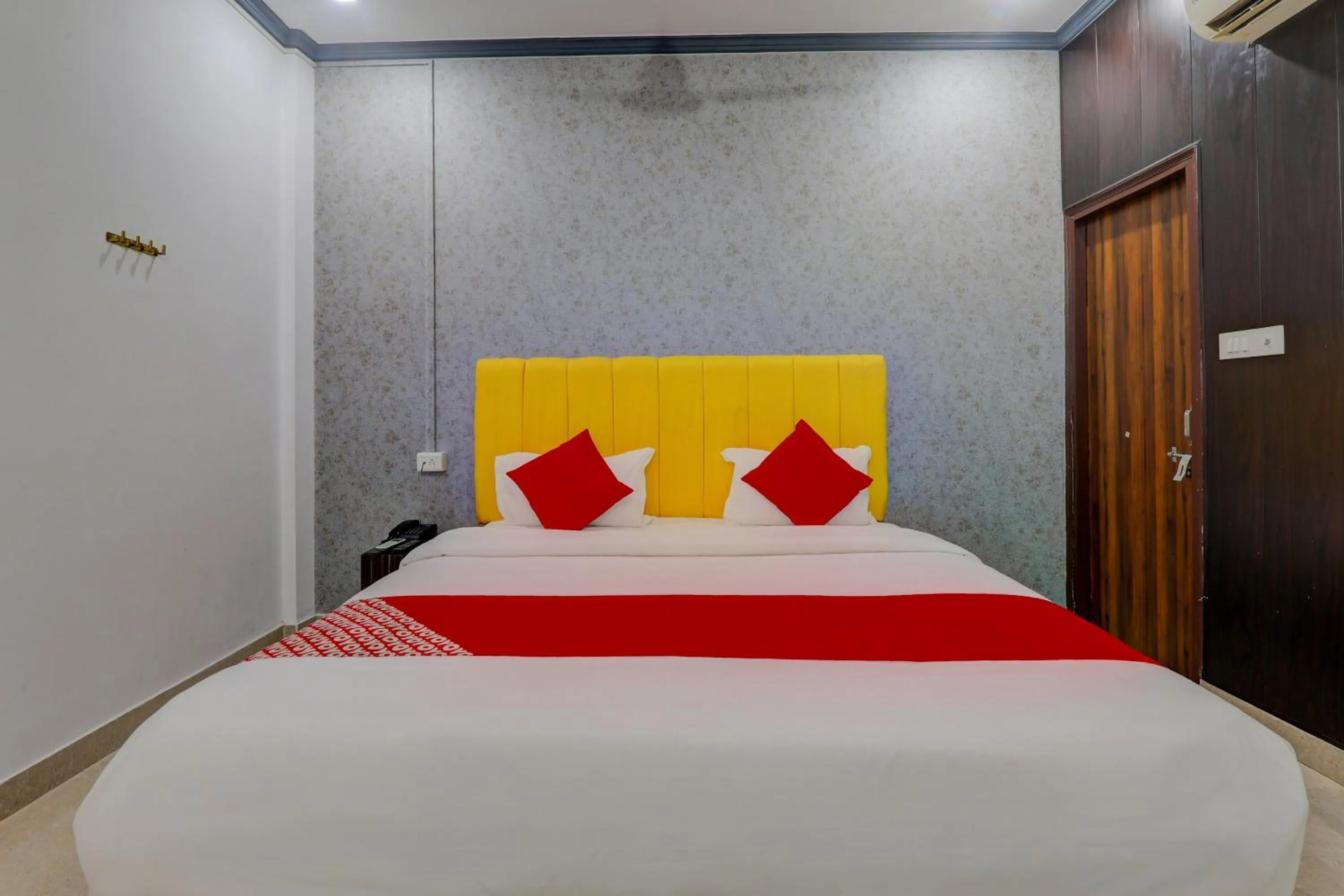 Bedroom, Bed in Hotel O Ideal Inn