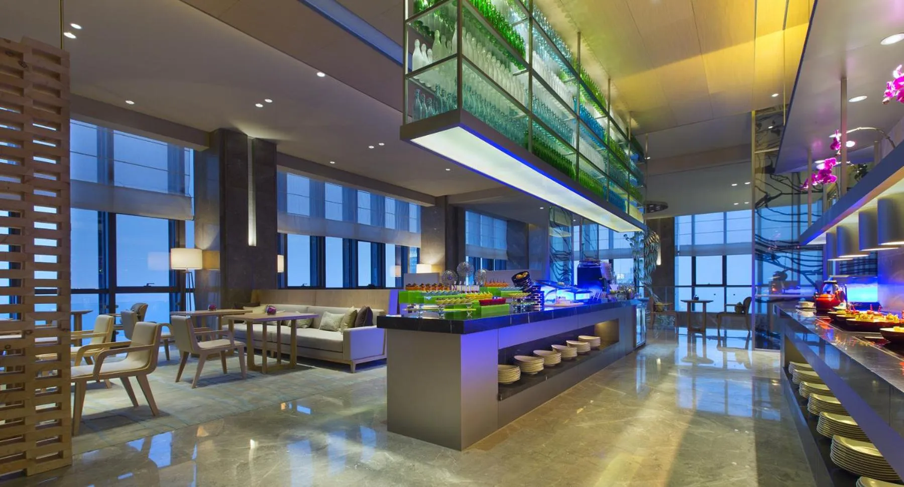 Restaurant/places to eat in The Westin Chongqing Liberation Square