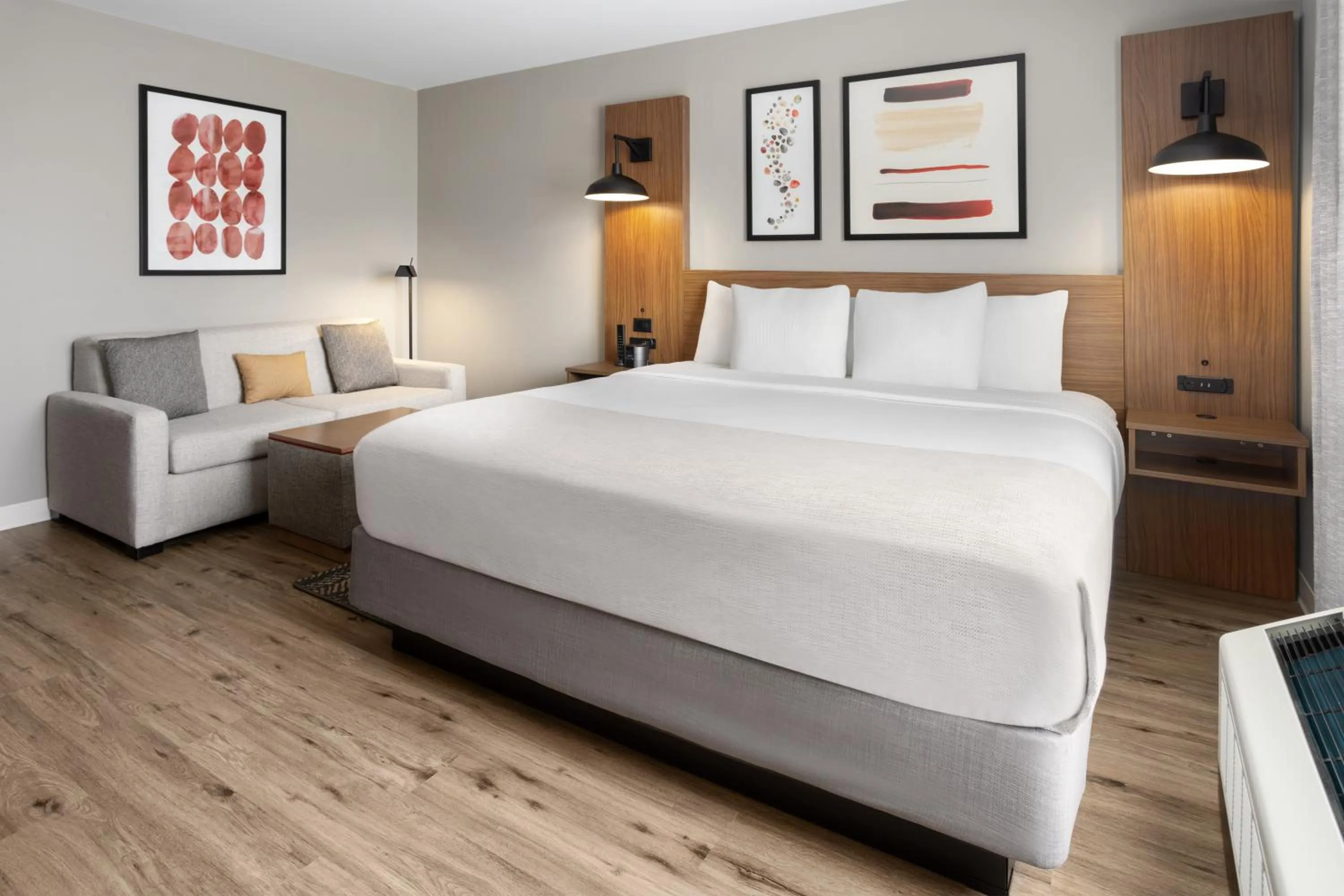 Bed in Hawthorn Extended Stay by Wyndham Williston Burlington