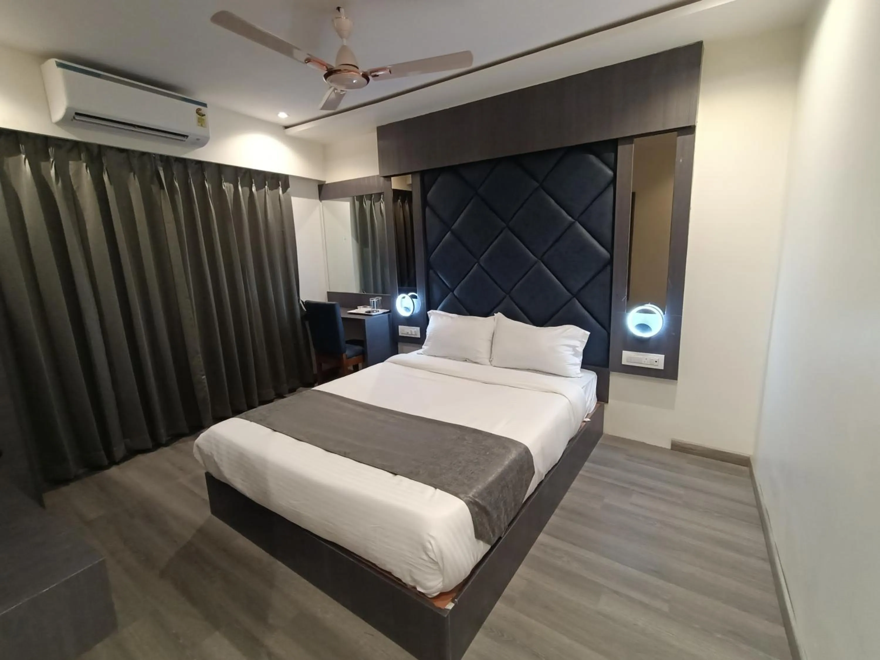 Bed in Hotel Classio Andheri - Near DN Nagar Metro Station