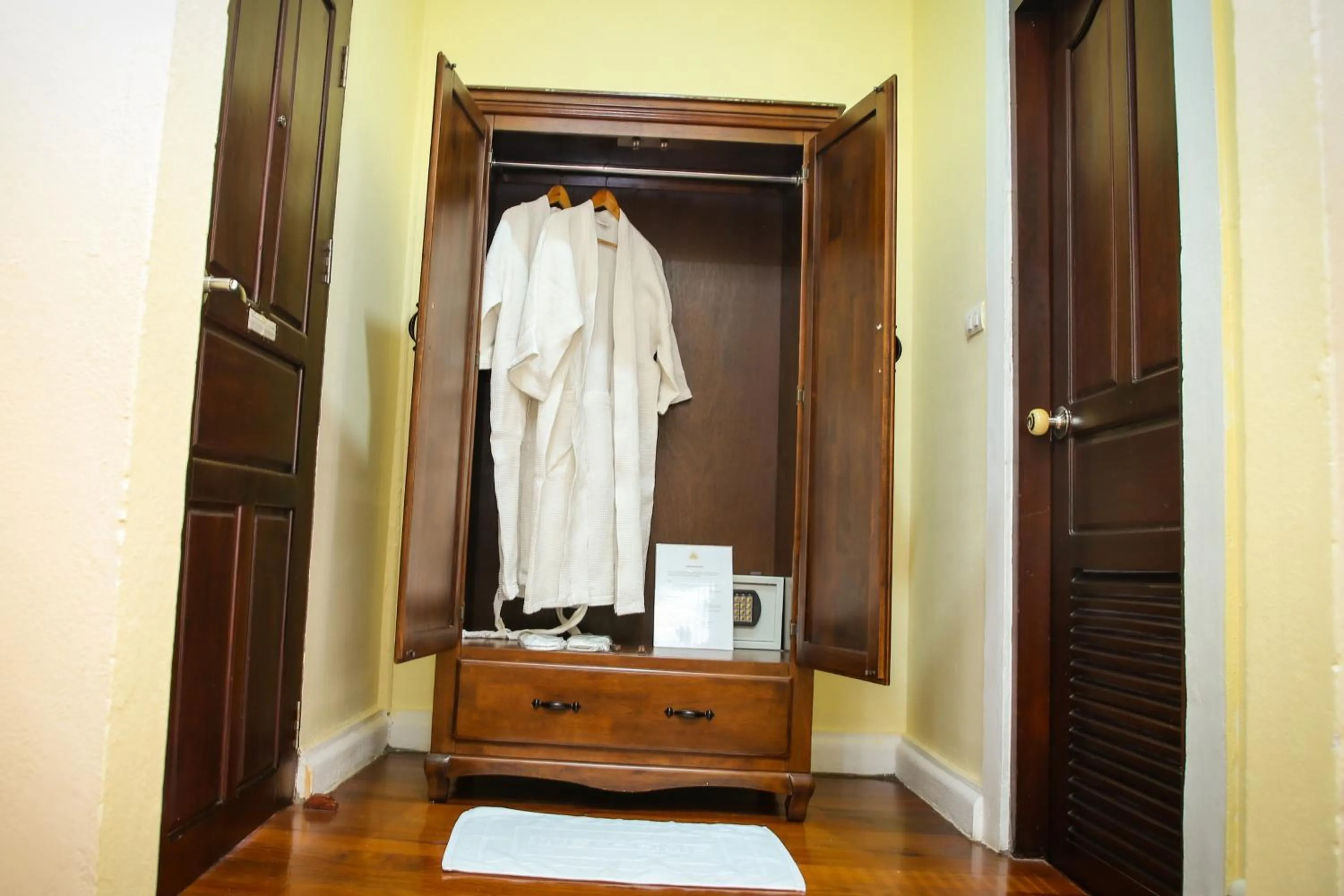 towels in Le Luxe Boutique Hotel