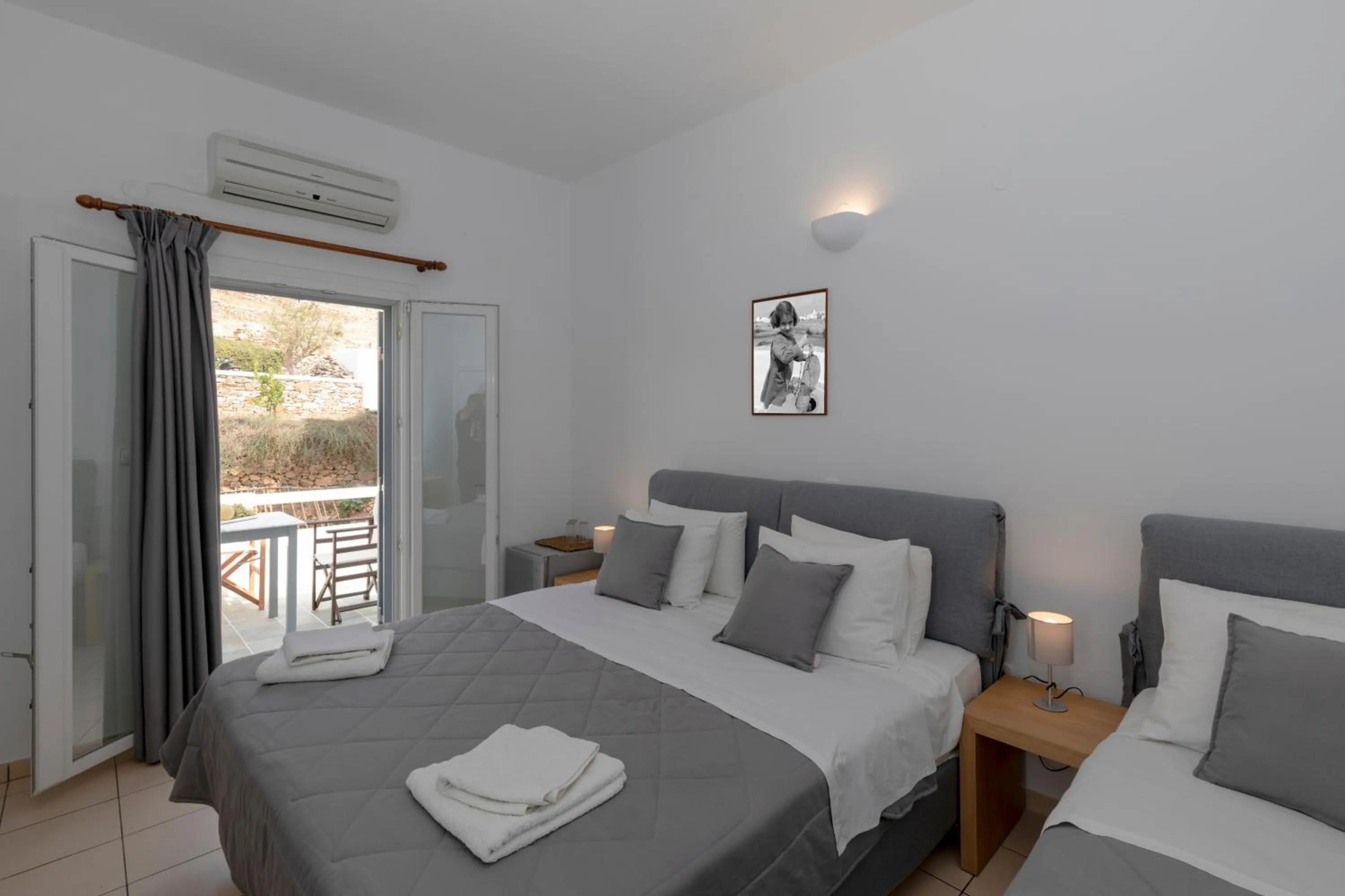 Bedroom, Bed in Mosha Pension