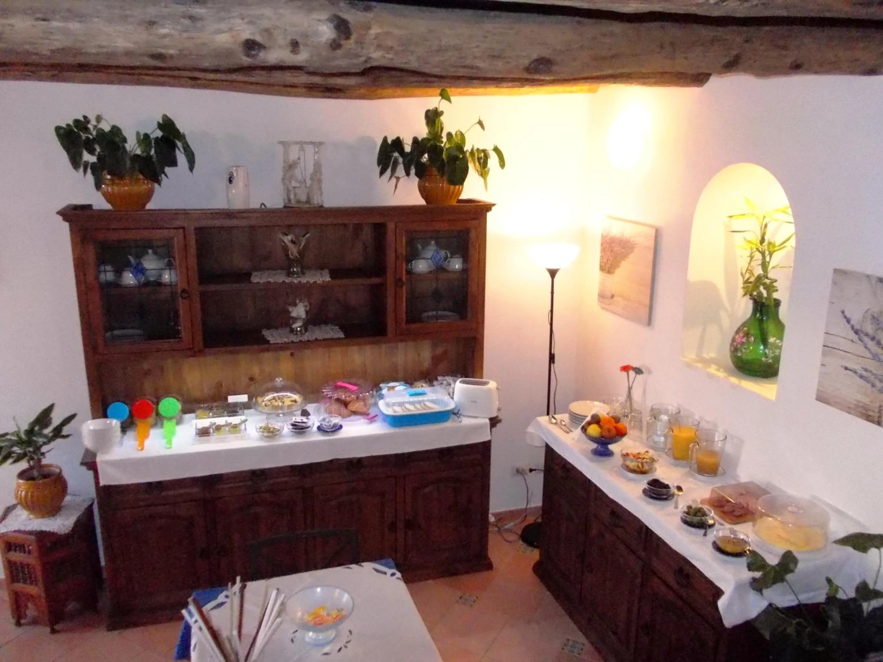 Food and drinks in L'Arabesco B&B