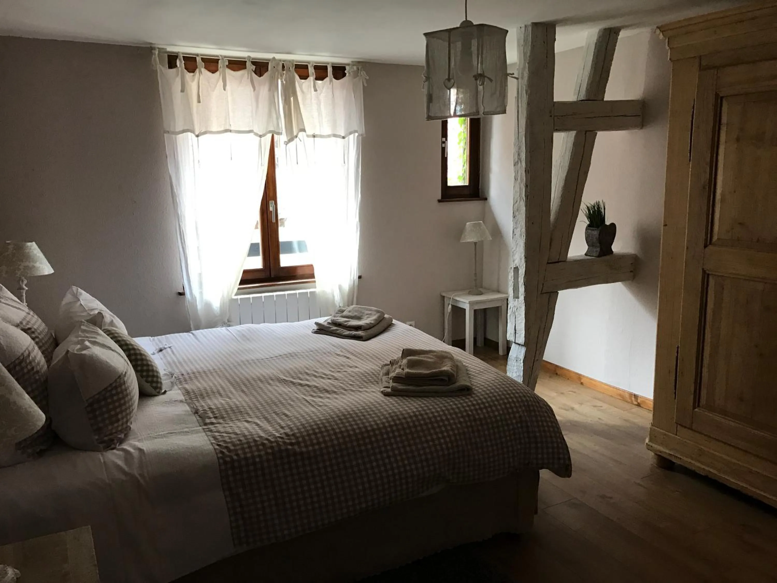 Bedroom, Bed in Les Authentics - La Maison d'Amélie