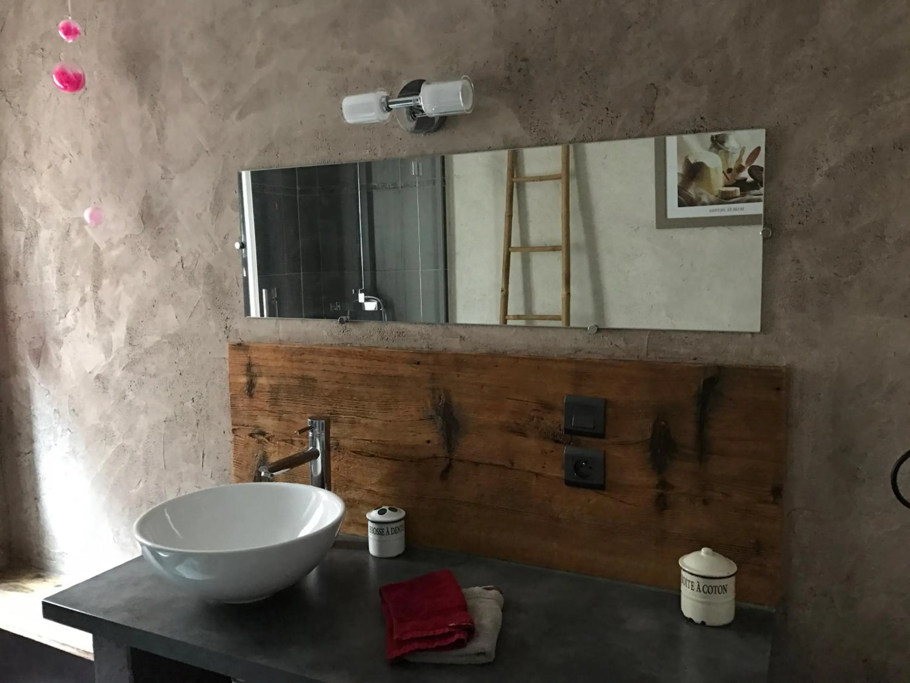 Bathroom in Les Authentics - La Maison d'Amélie