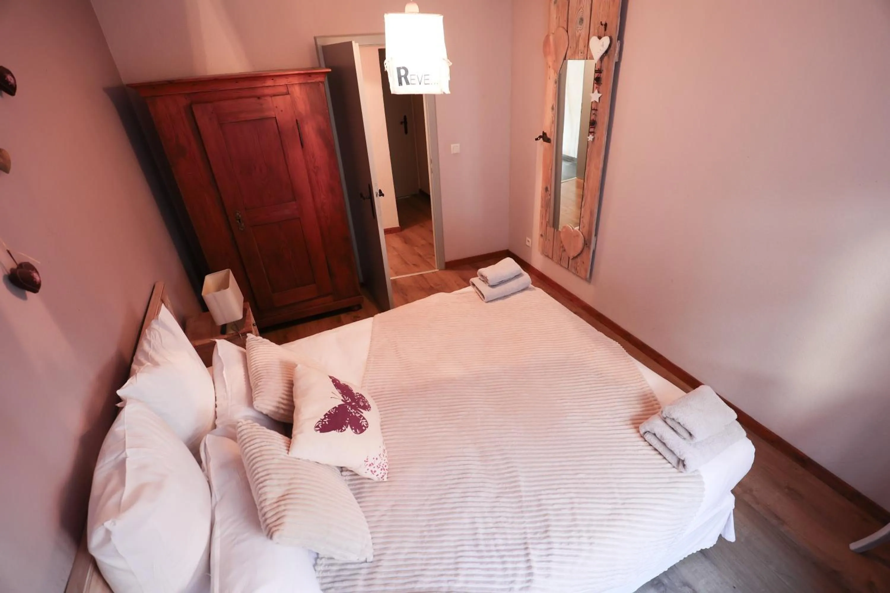 Photo of the whole room, Bed in Les Authentics - La Maison d'Amélie