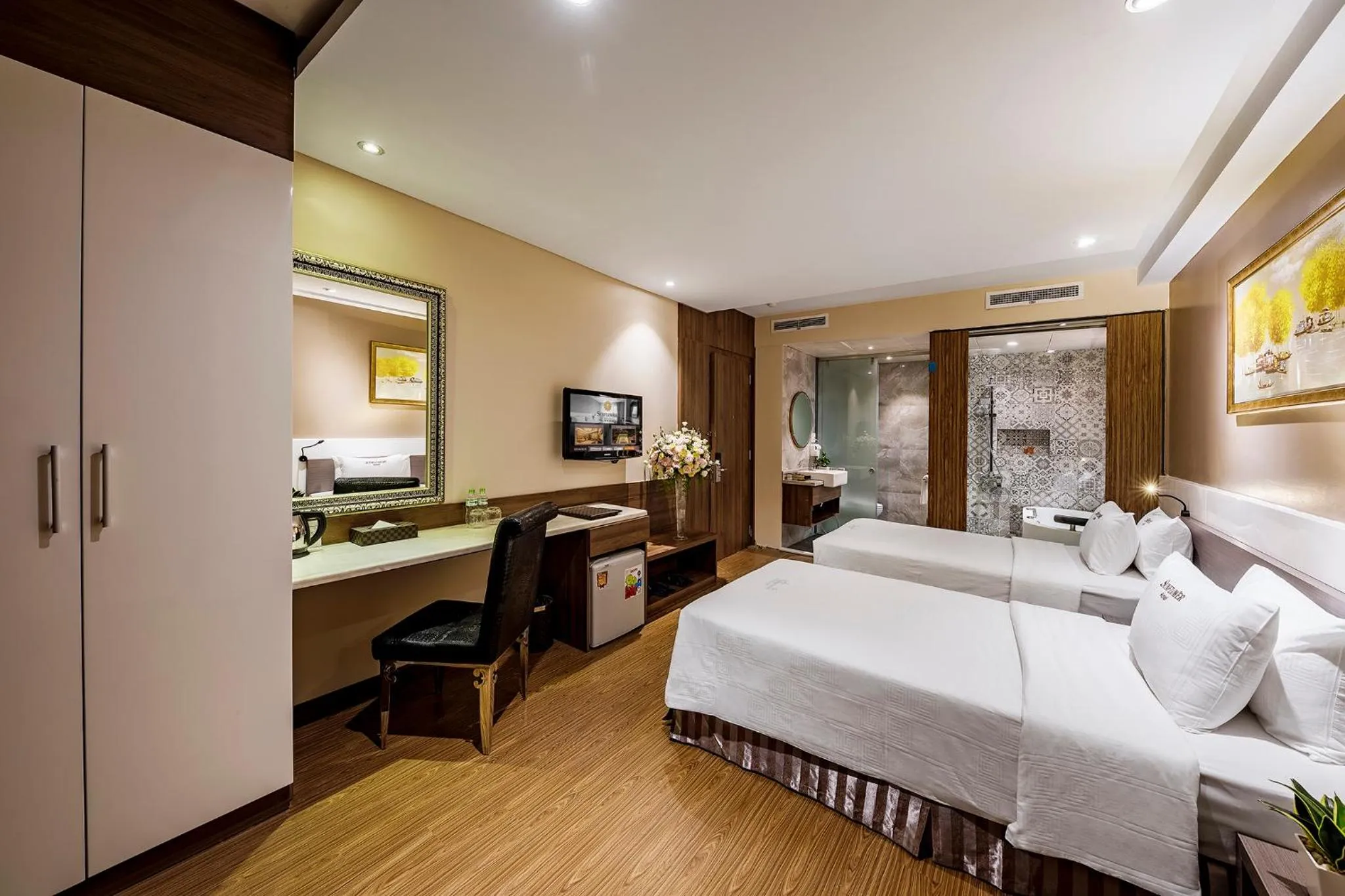 Sunflower Luxury Hotel