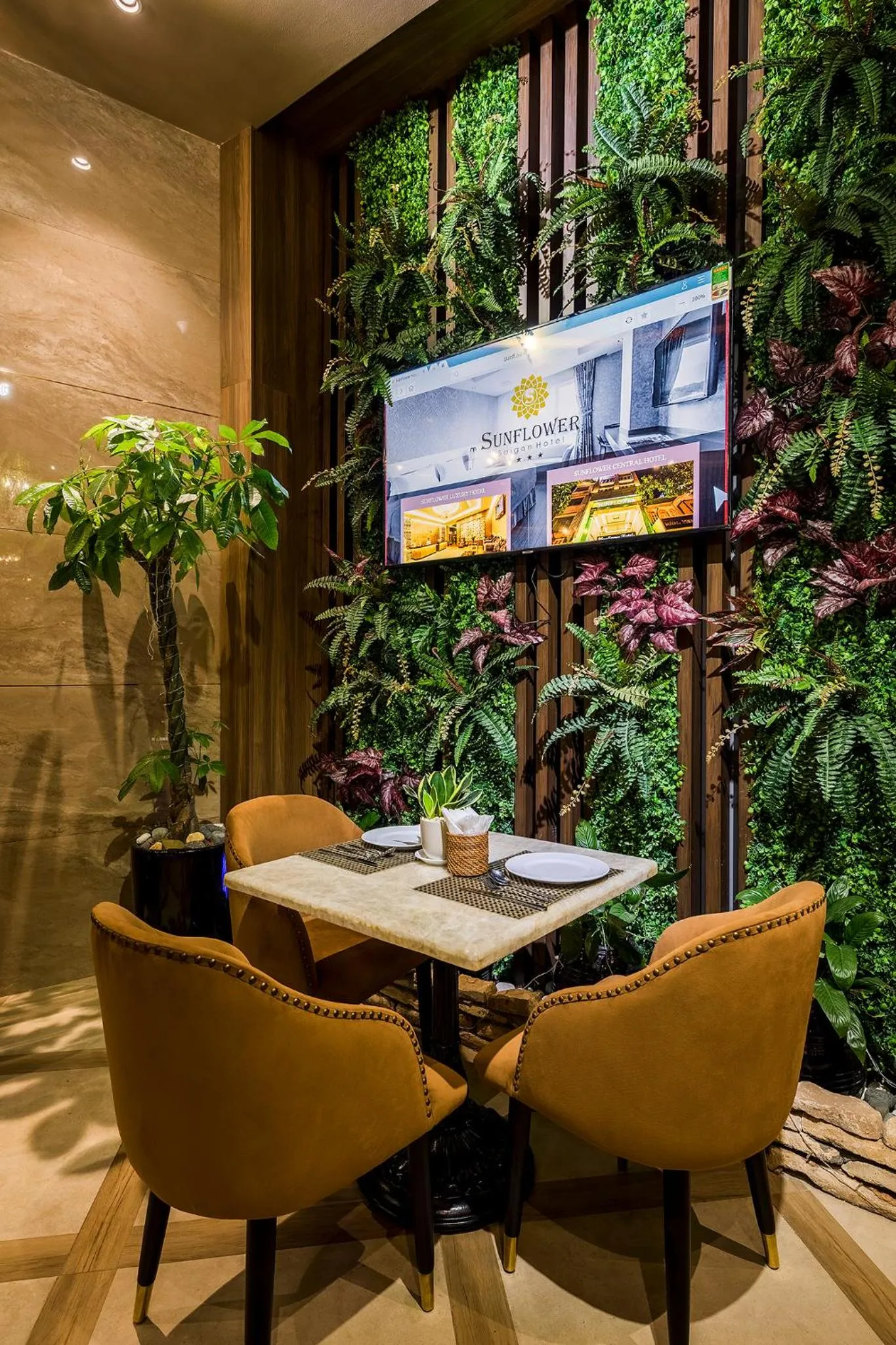 Sunflower Luxury Hotel