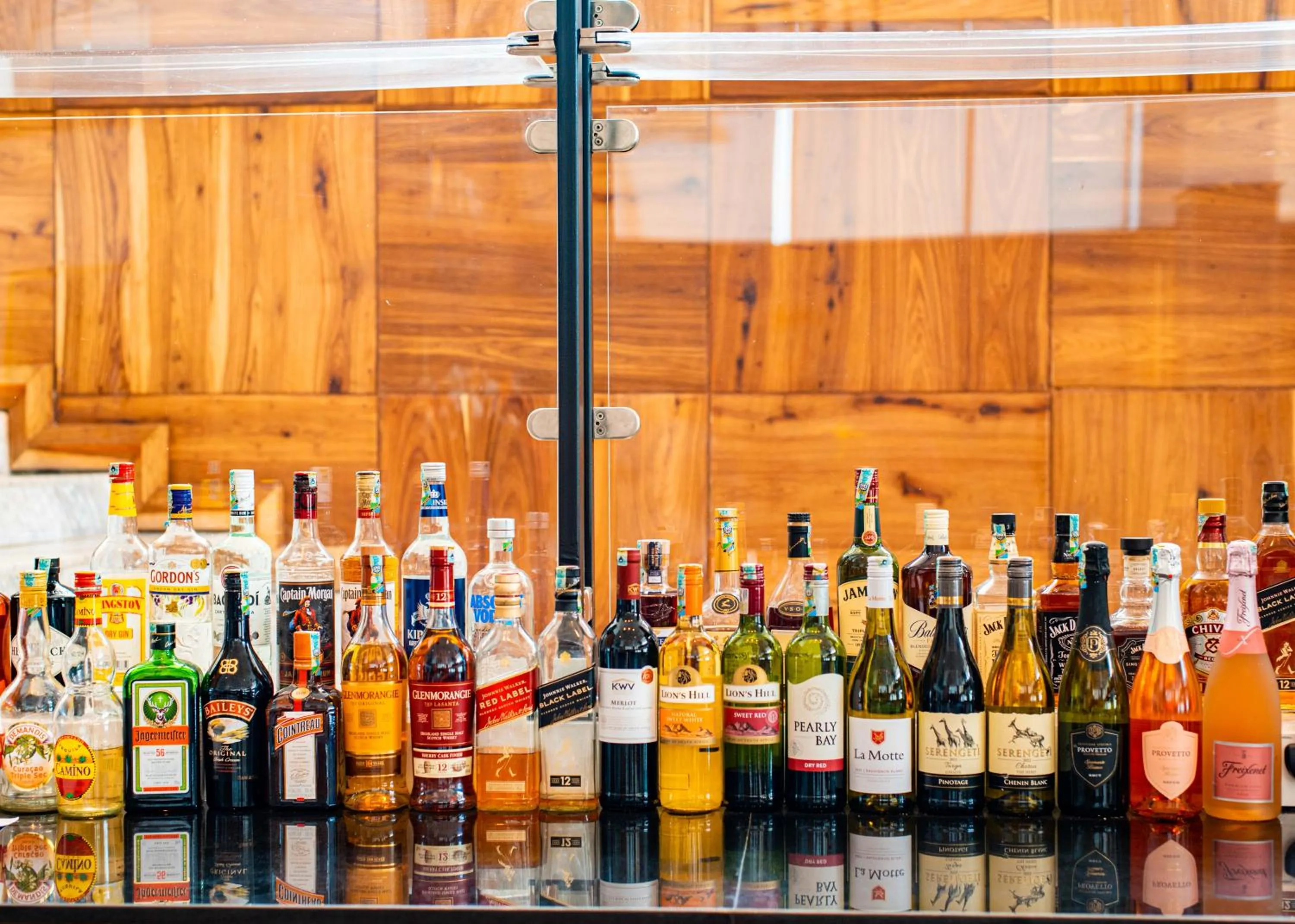 Lounge or bar in Urban by CityBlue Hotel, Dar es Salaam