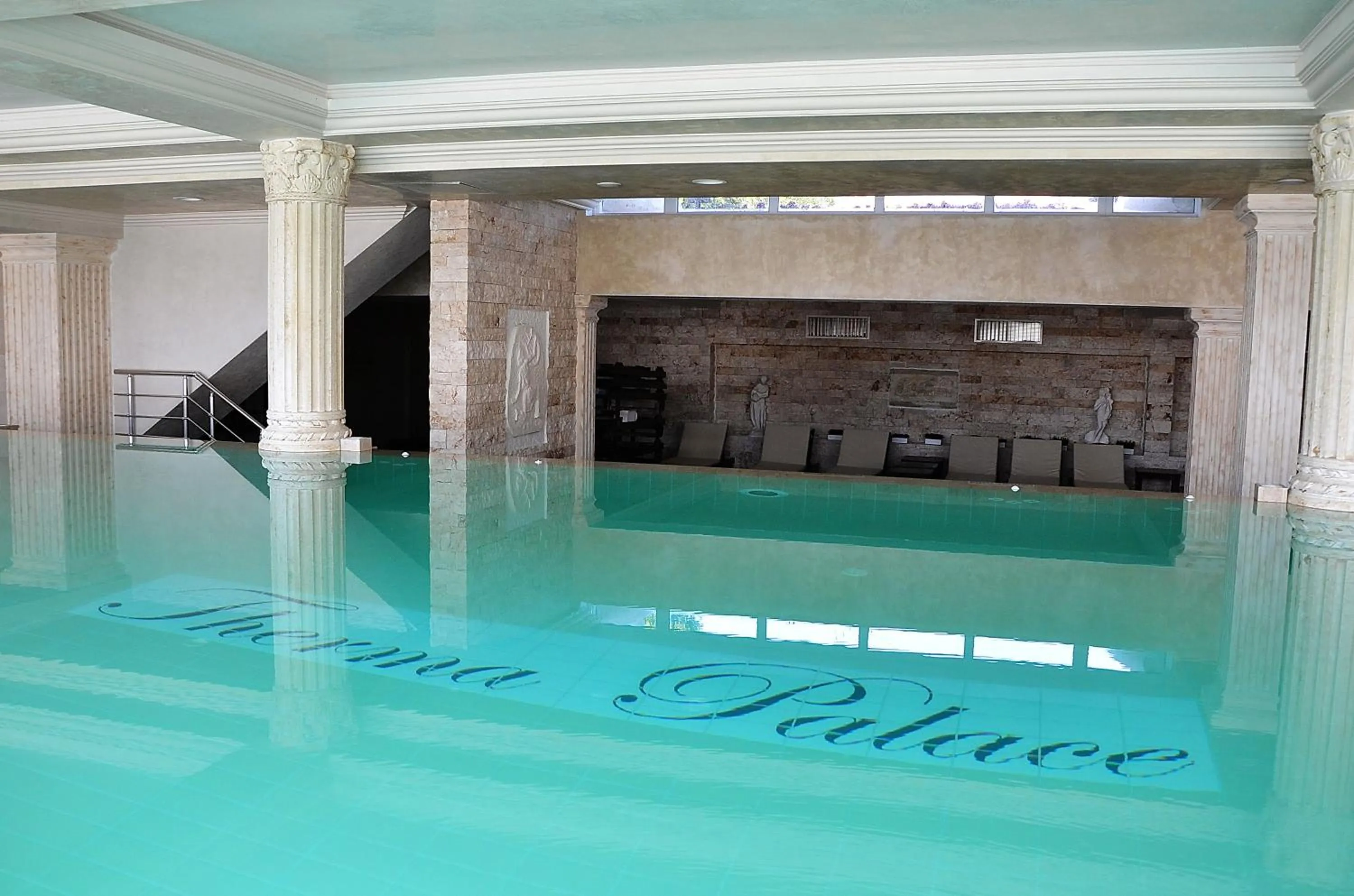 Swimming pool in Therma Palace - SPA Mineral Pool & All inclusive & Free Parking