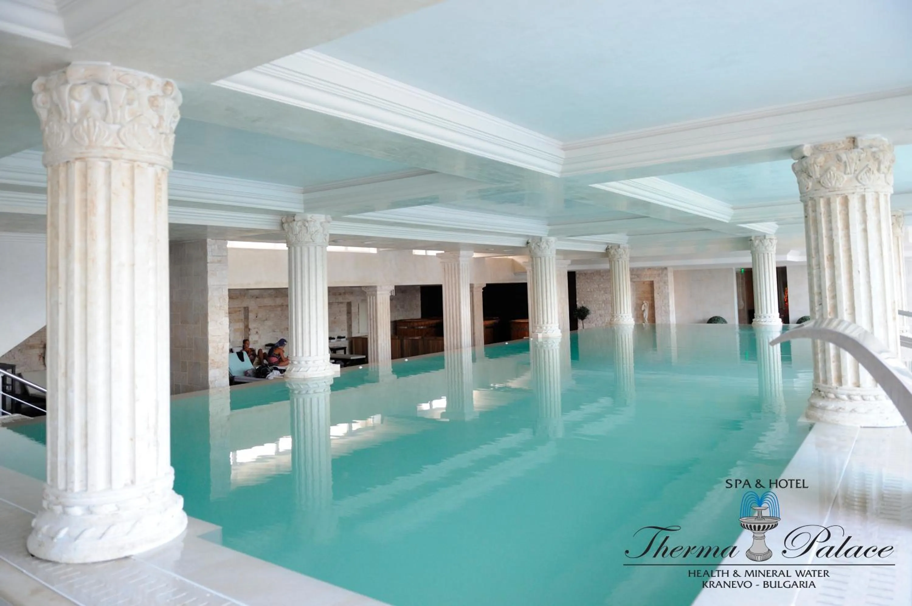 Swimming pool in Therma Palace - SPA Mineral Pool & All inclusive & Free Parking